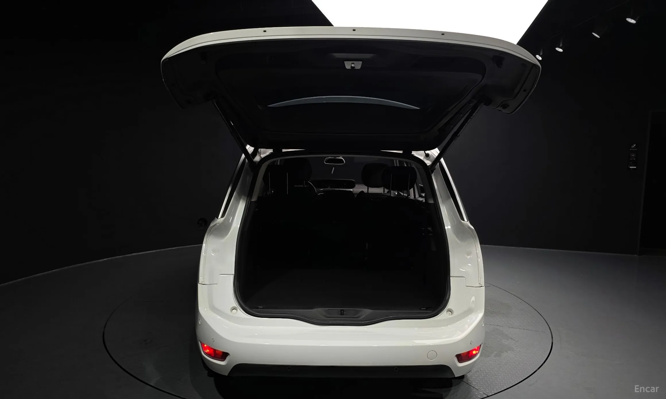Citroën/DS Grand C4 Picasso превью 20