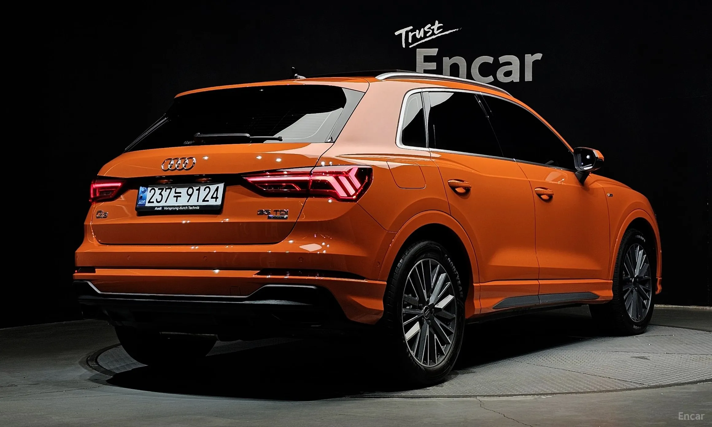 Audi Q3 (F3)