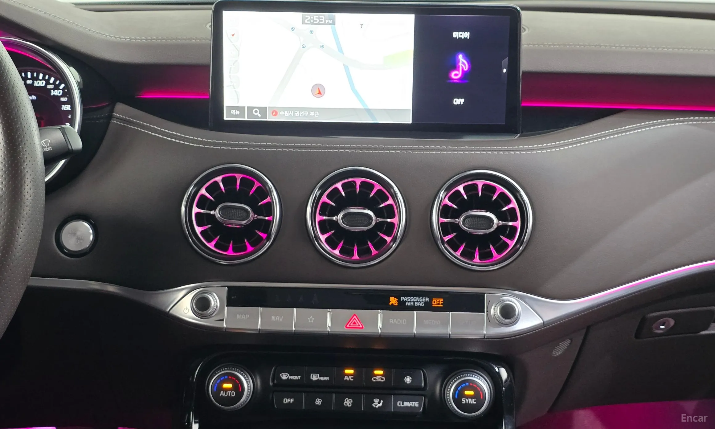 Kia Stinger Master превью 13