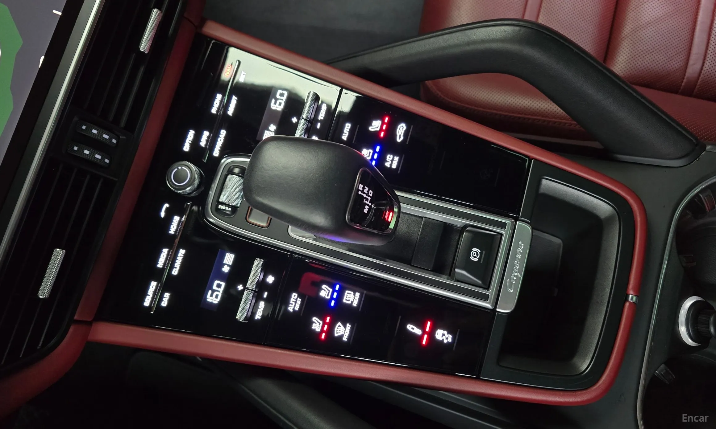 Porsche Cayenne (PO536) превью 9