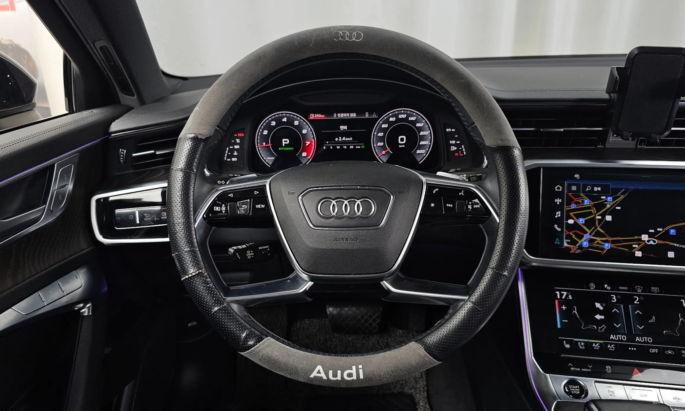 Audi A6 (C8) превью 13