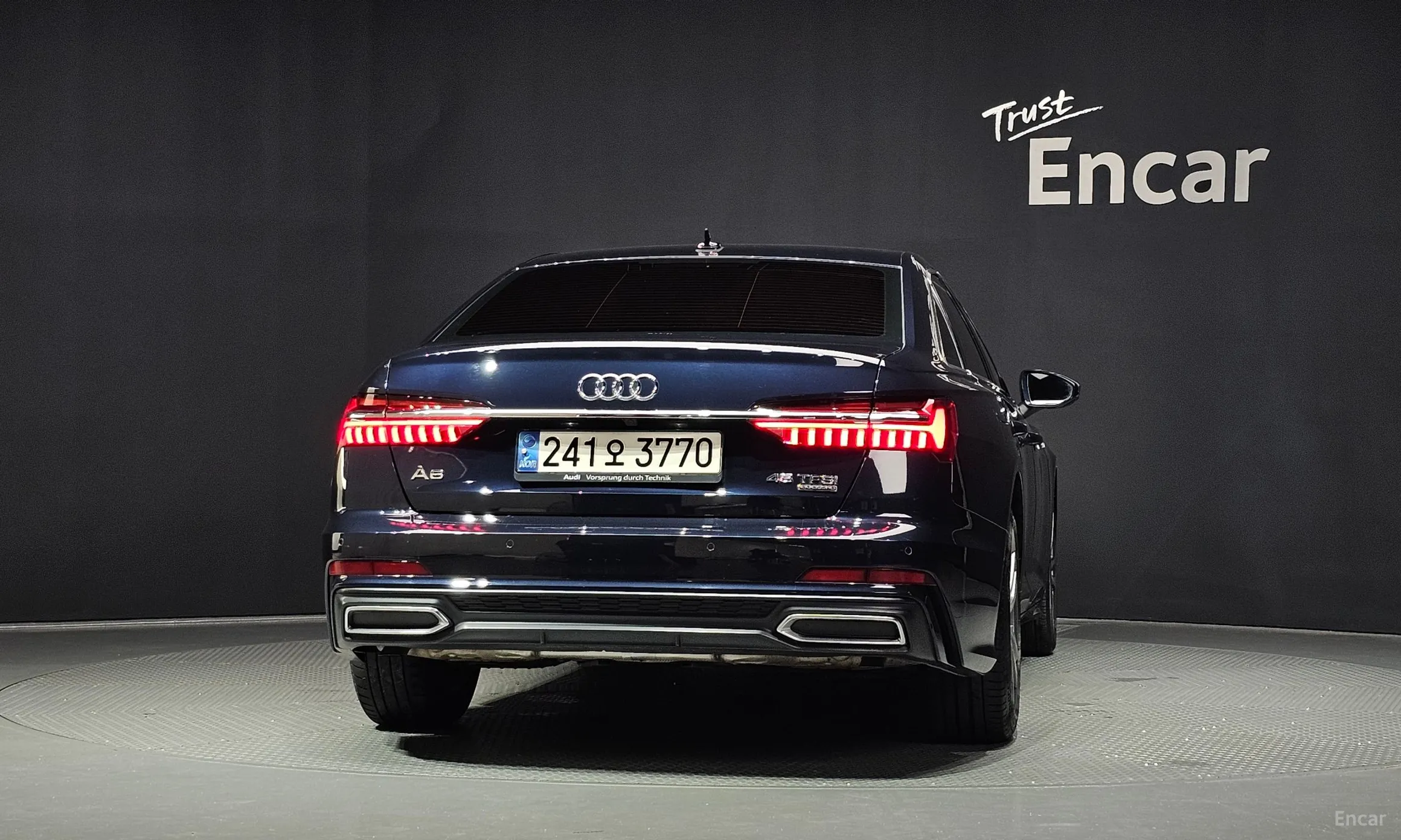 Audi A6 (C8) превью 4