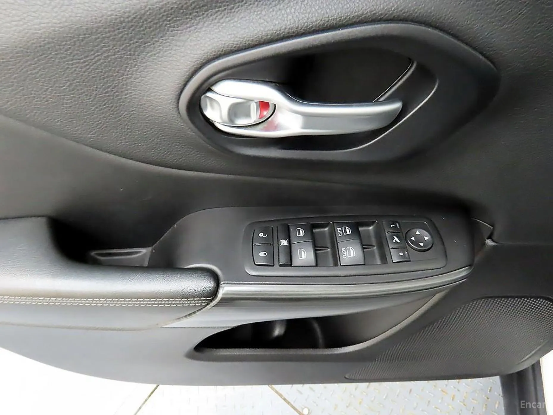 Jeep Cherokee (KL) превью 11