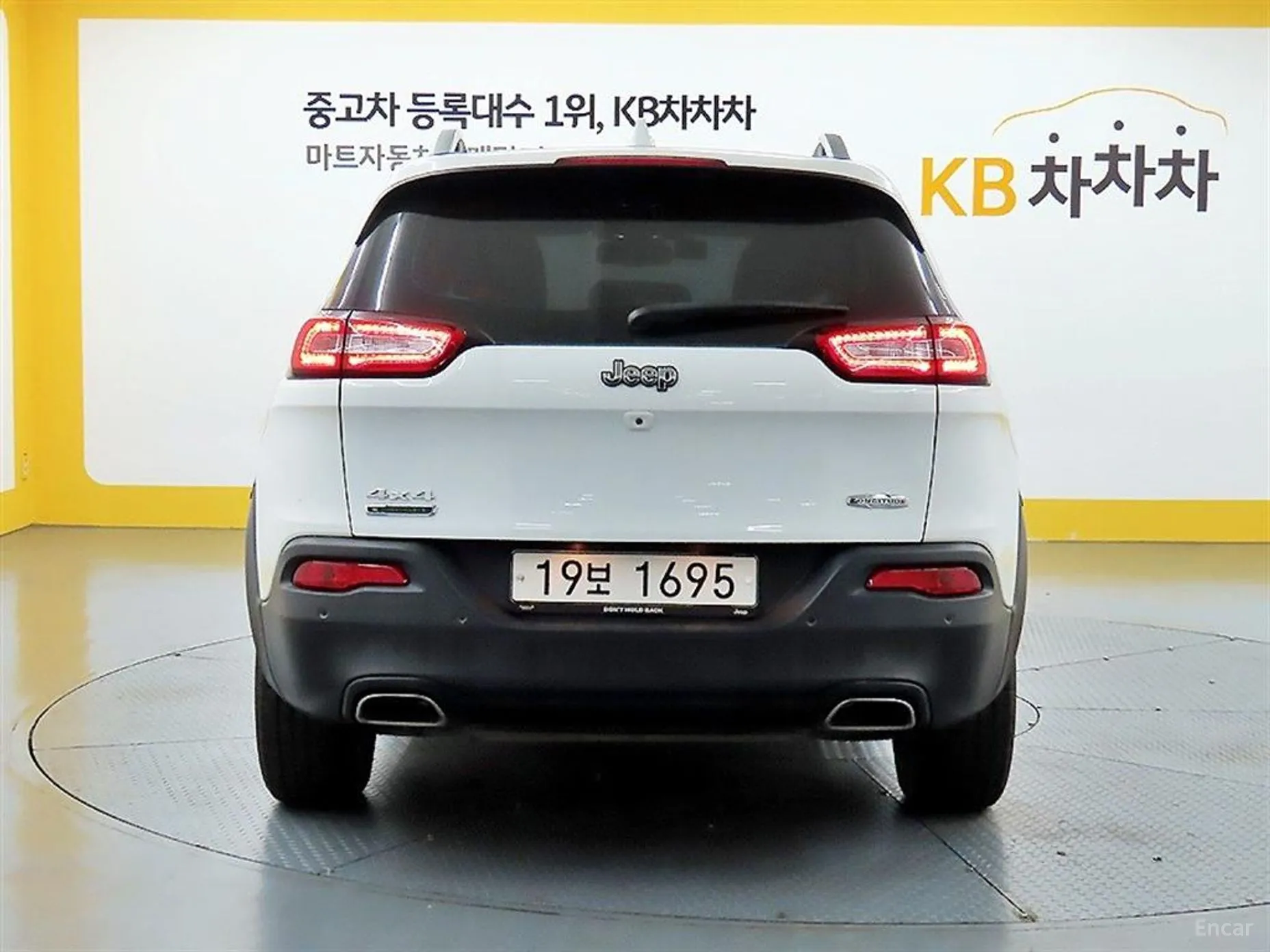 Jeep Cherokee (KL) превью 3