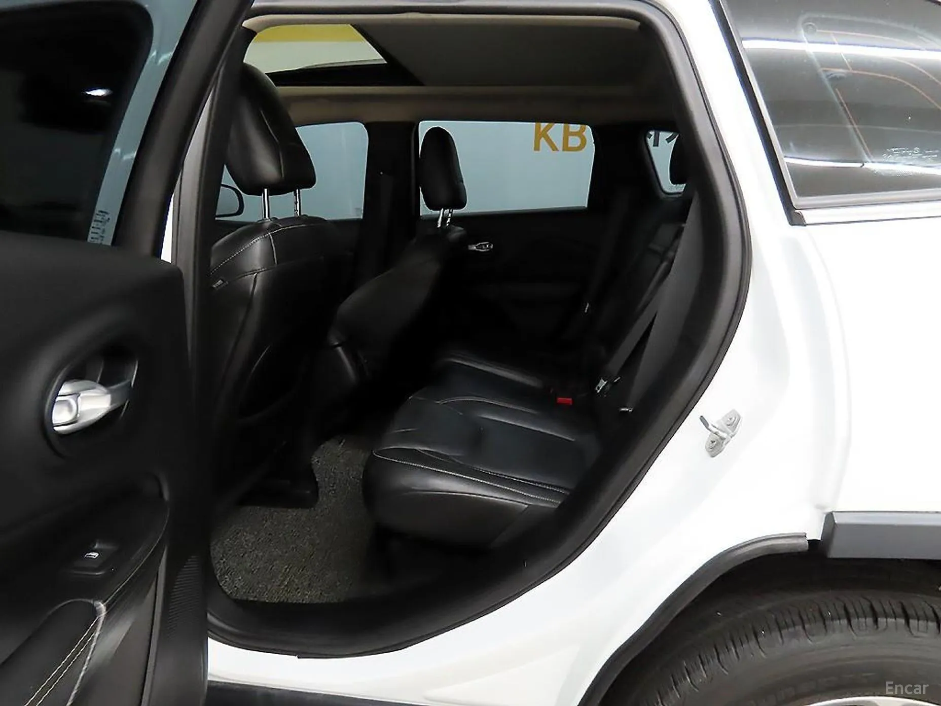 Jeep Cherokee (KL) превью 6