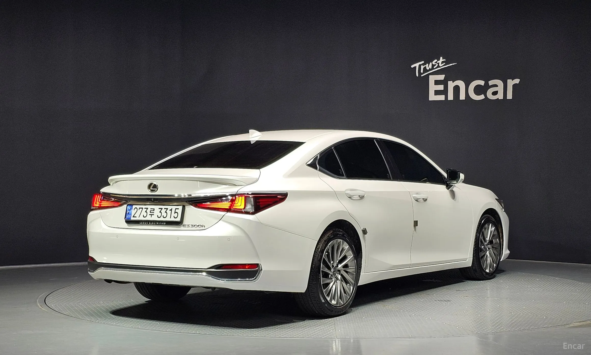 Lexus ES300h 7th Generation превью 2