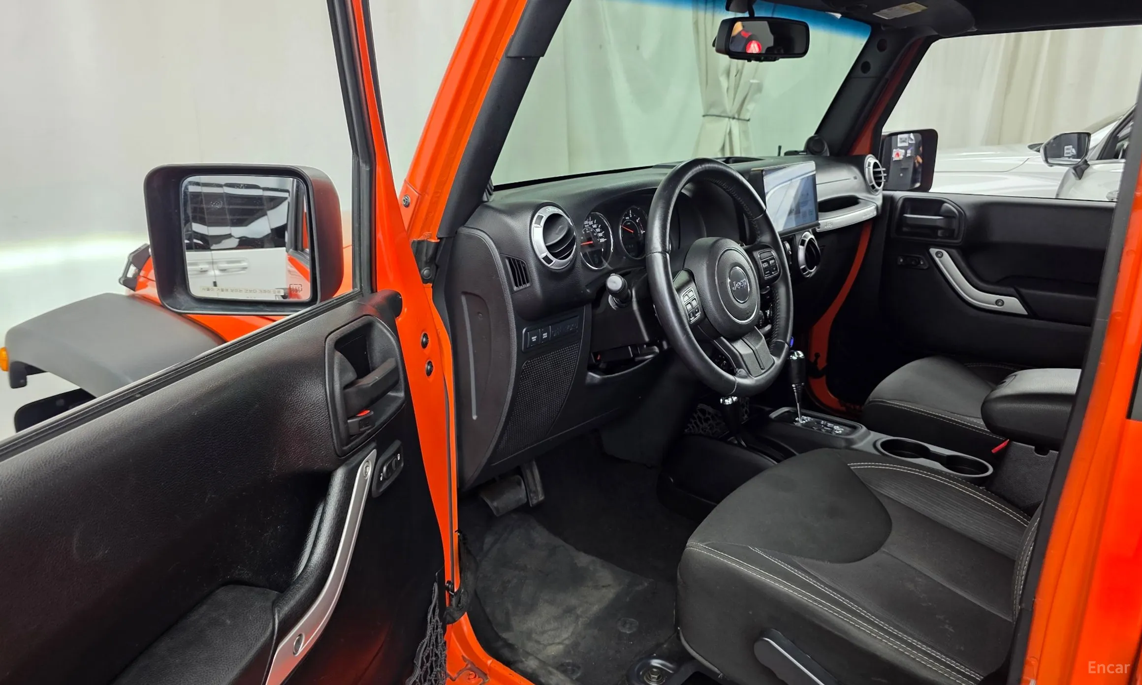 Jeep Wrangler (JK) превью 10