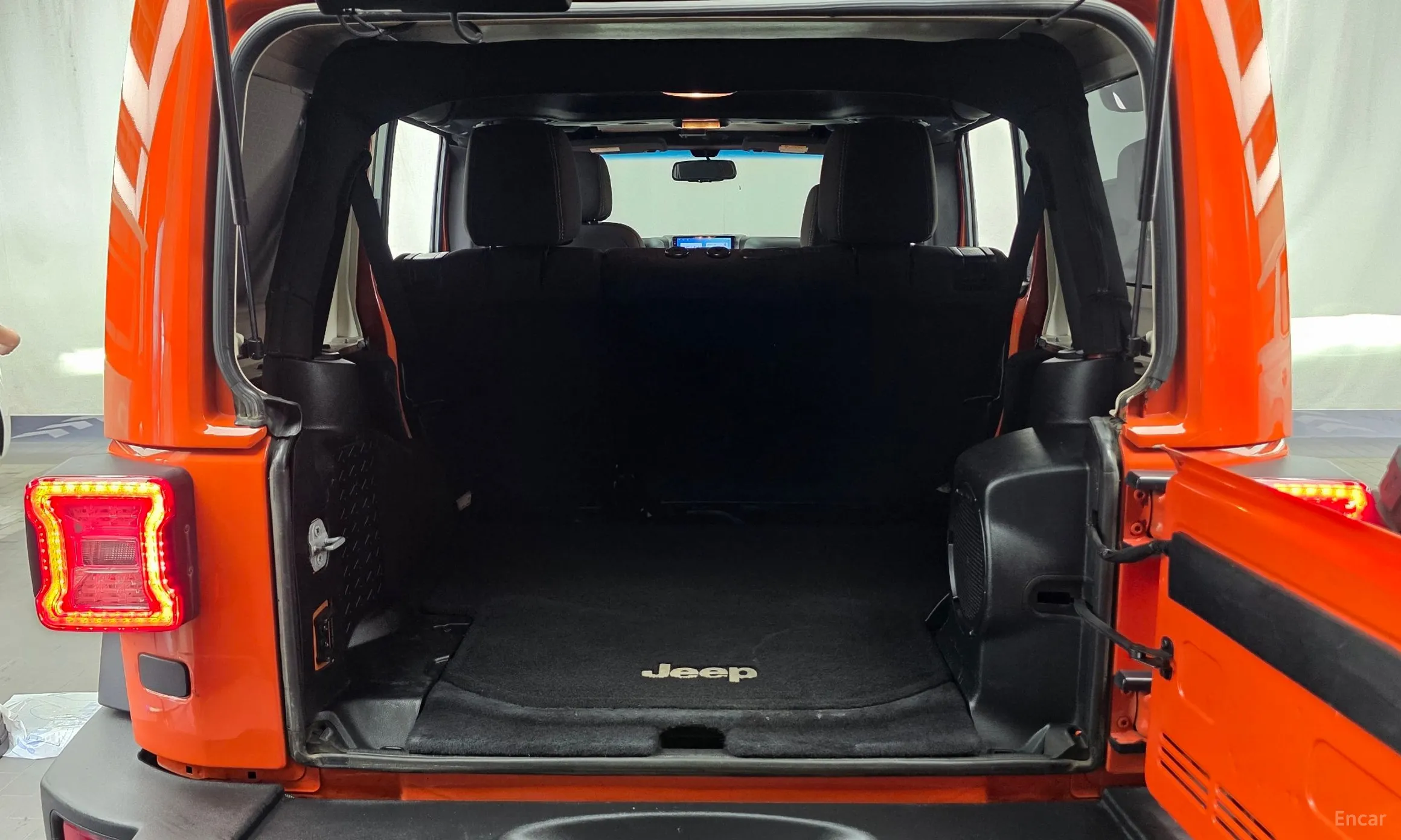Jeep Wrangler (JK) превью 20