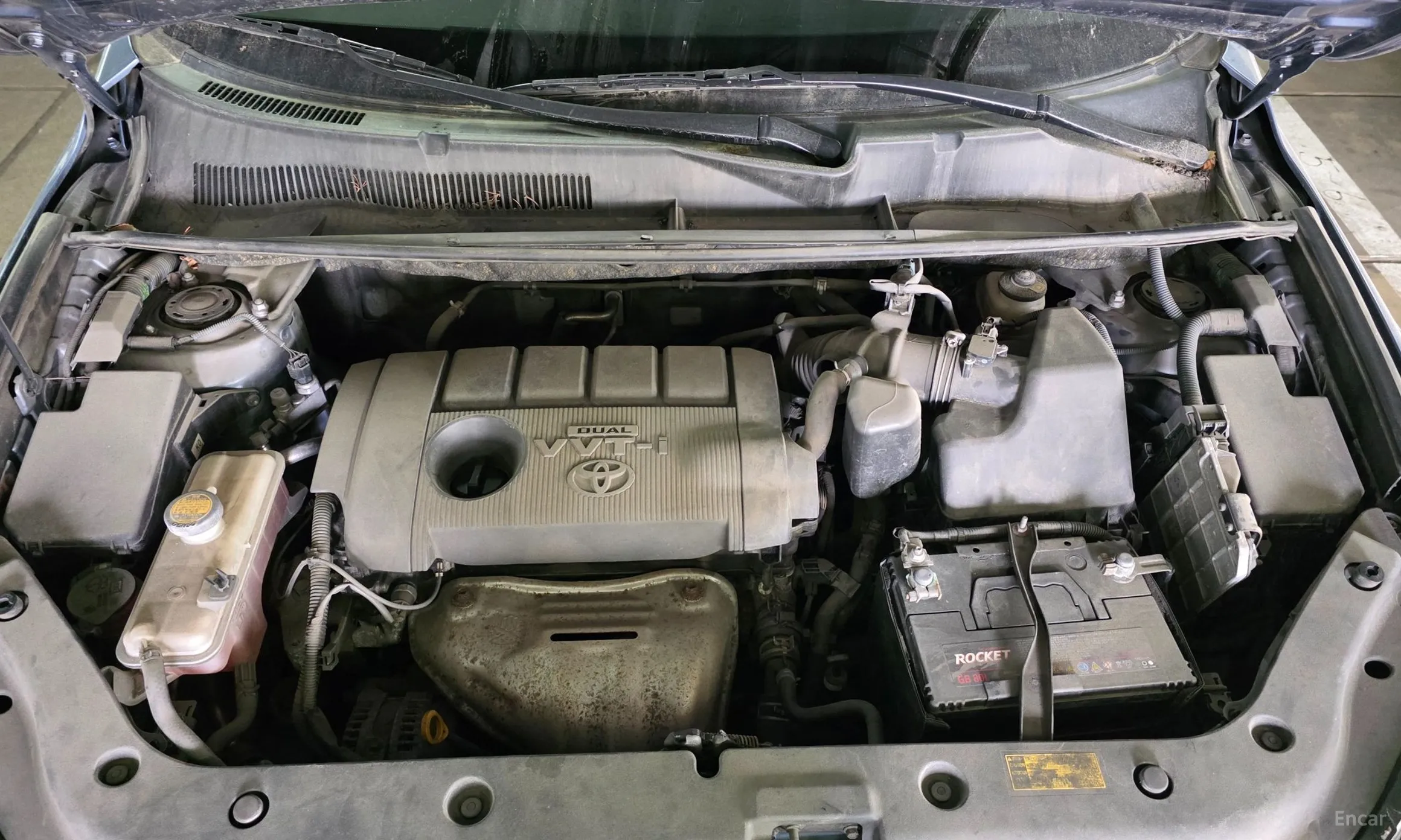 Toyota RAV4 превью 11