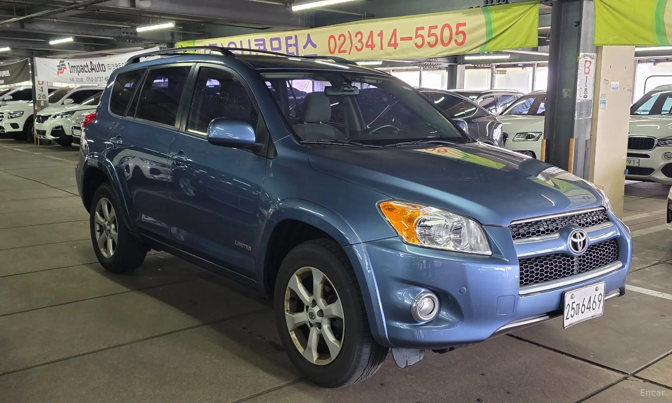 Toyota RAV4 превью 3