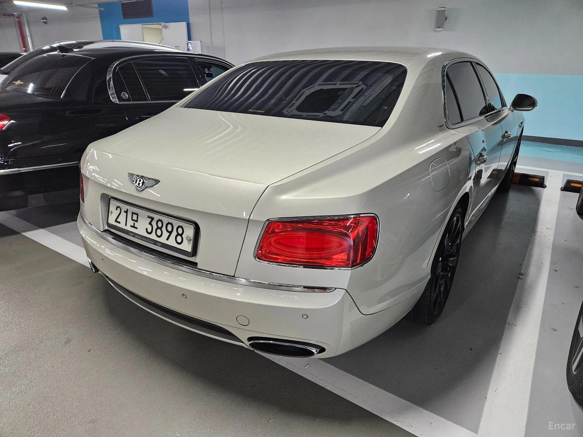 Bentley Flying Spur 2nd Generation превью 3