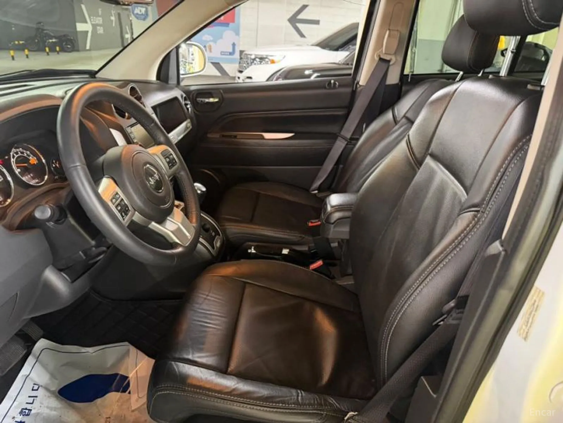 Jeep Compass превью 6