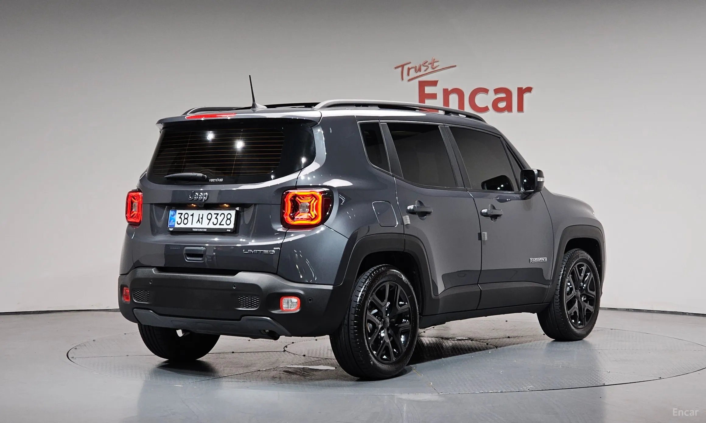 Jeep Renegade превью 2