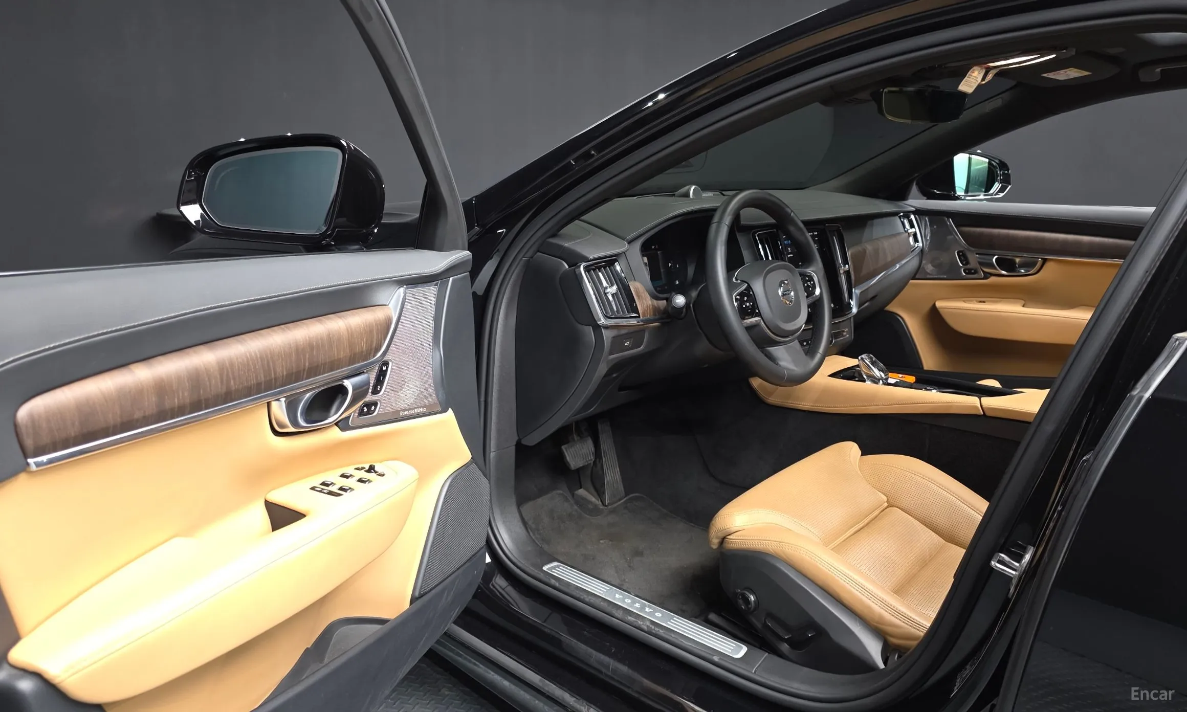 Volvo S90 превью 10