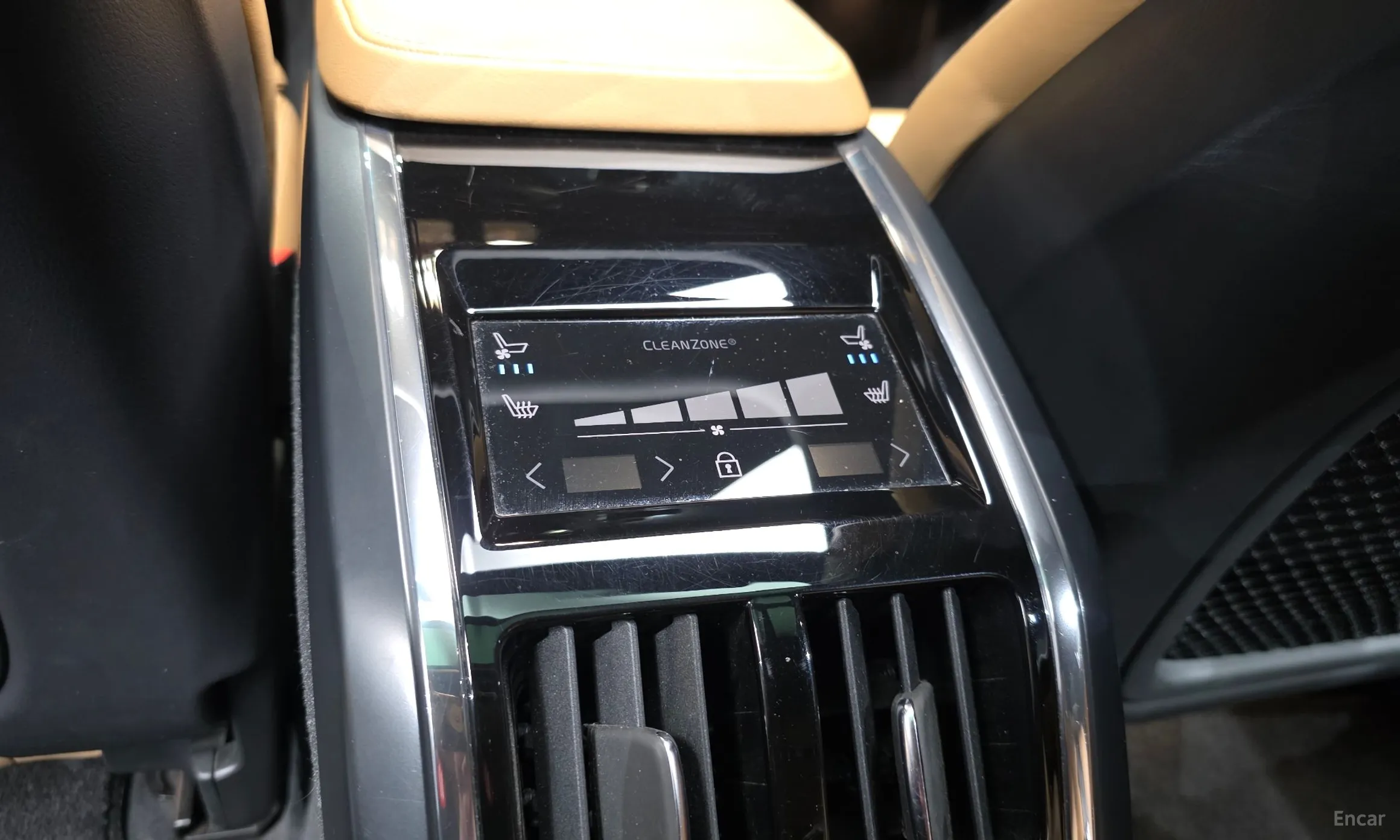 Volvo S90 превью 18