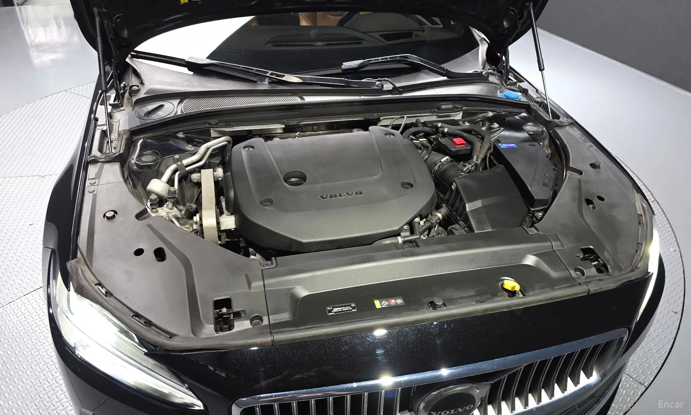 Volvo S90 превью 6