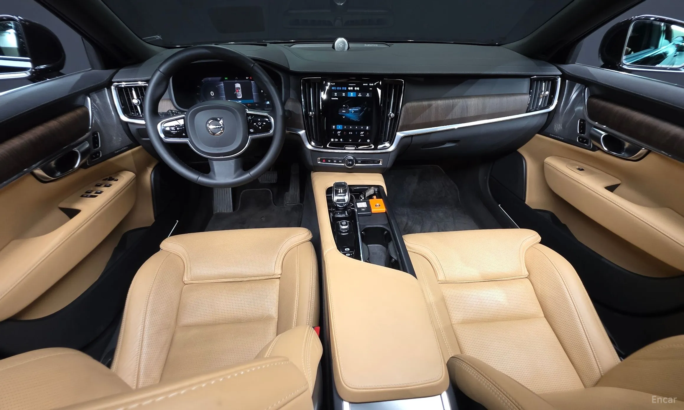 Volvo S90 превью 7