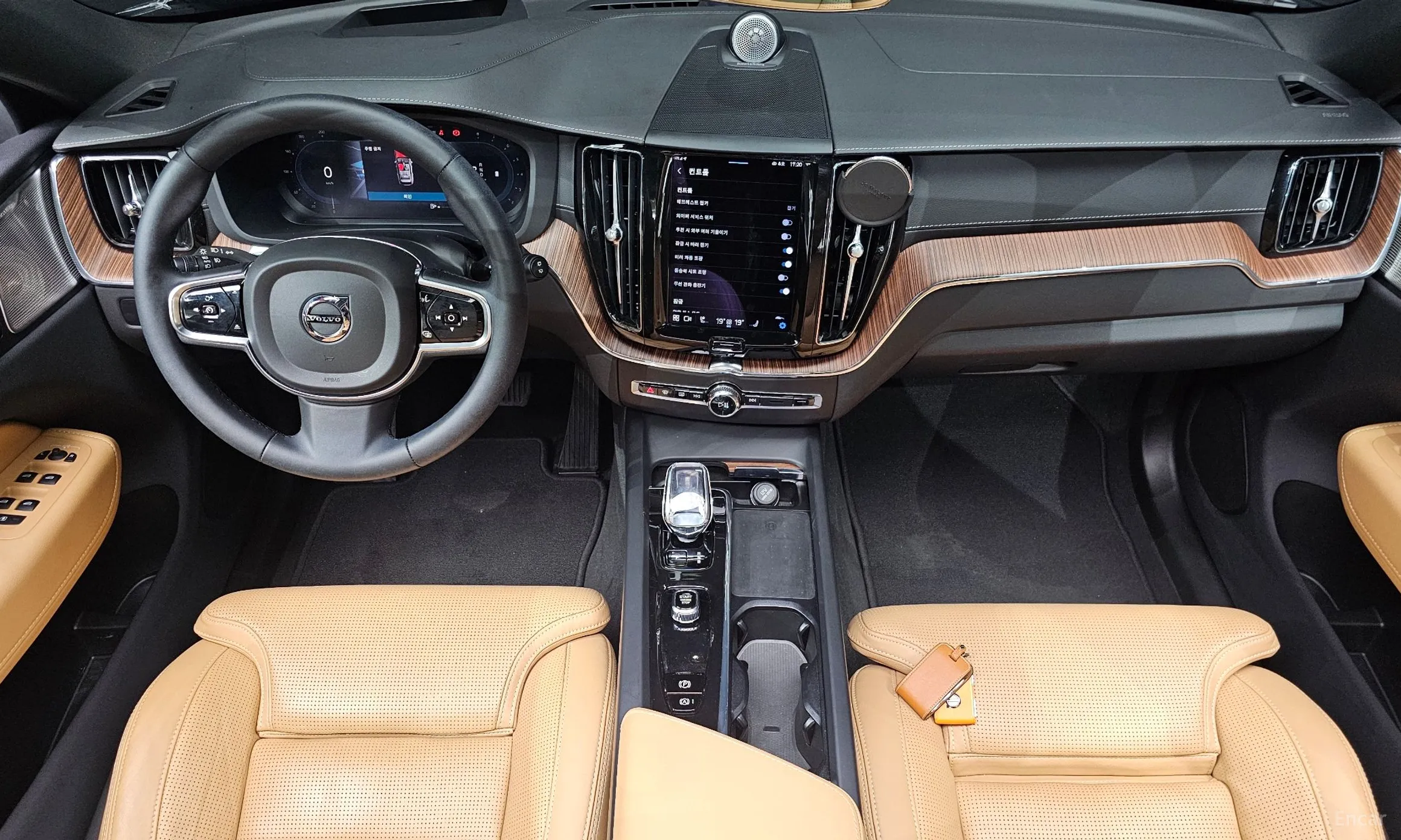 Volvo XC60 Gen 2 превью 7