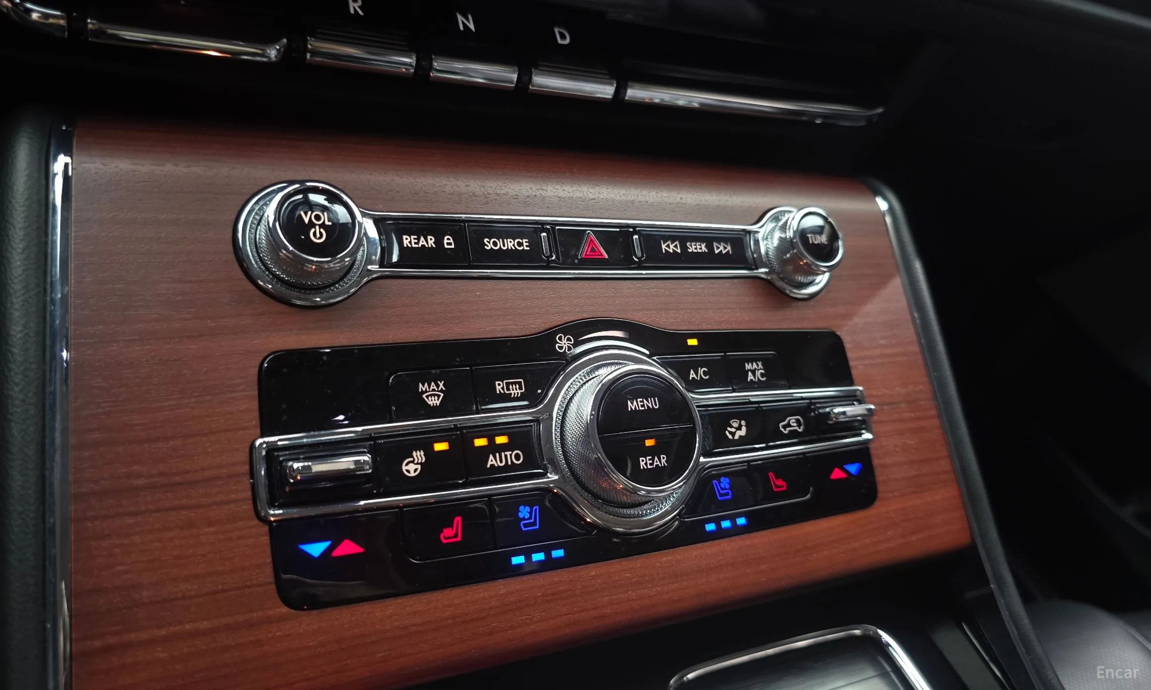 Lincoln Aviator 2nd Generation превью 20