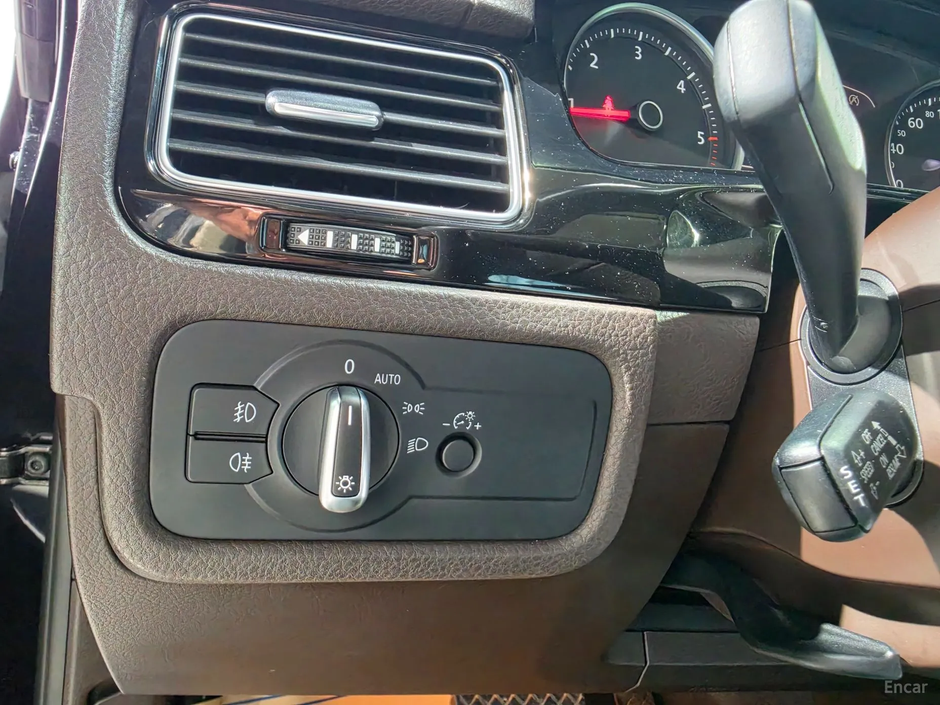 Volkswagen New Touareg превью 17