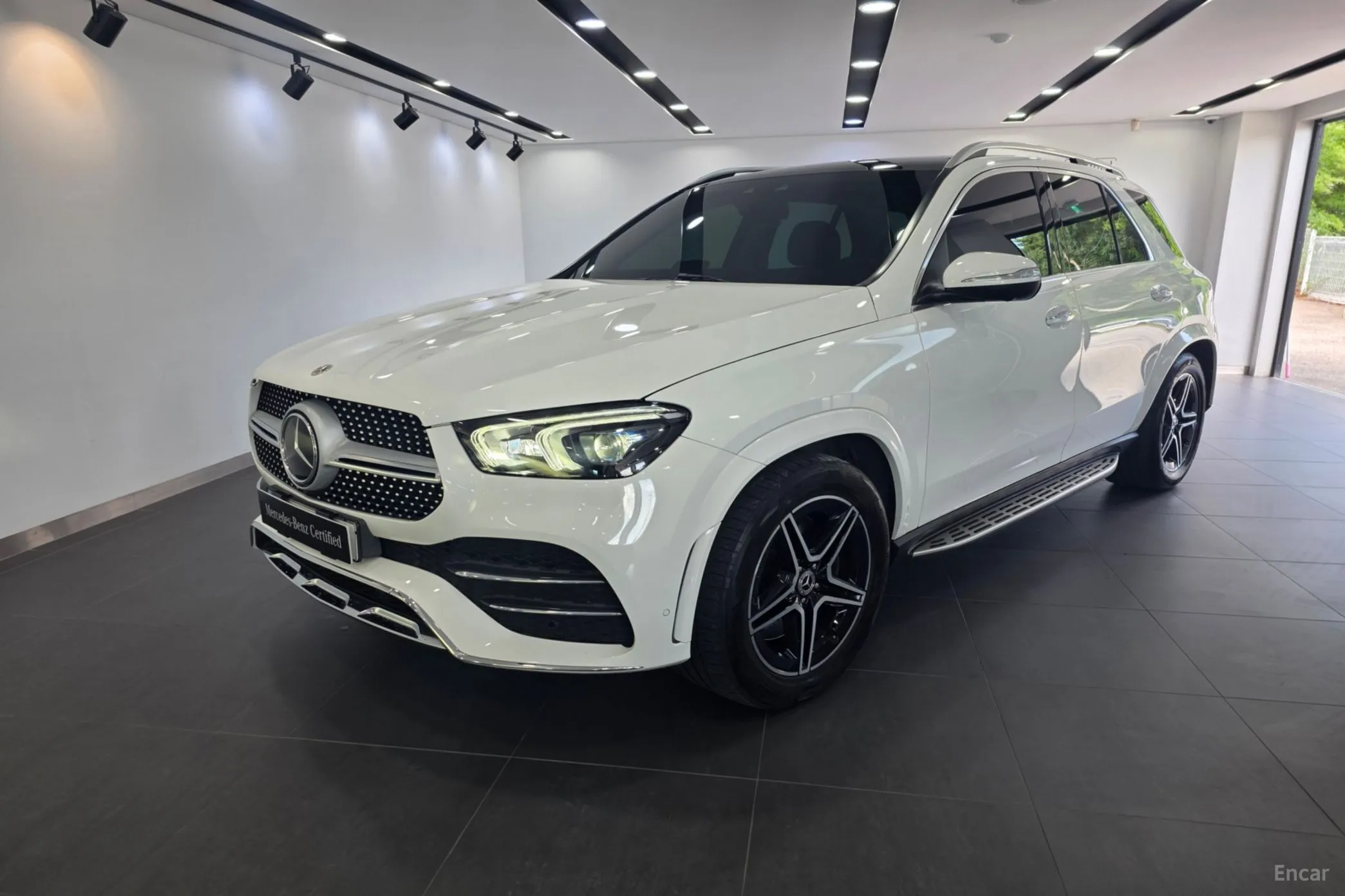 Mercedes Benz GLE-Class W167