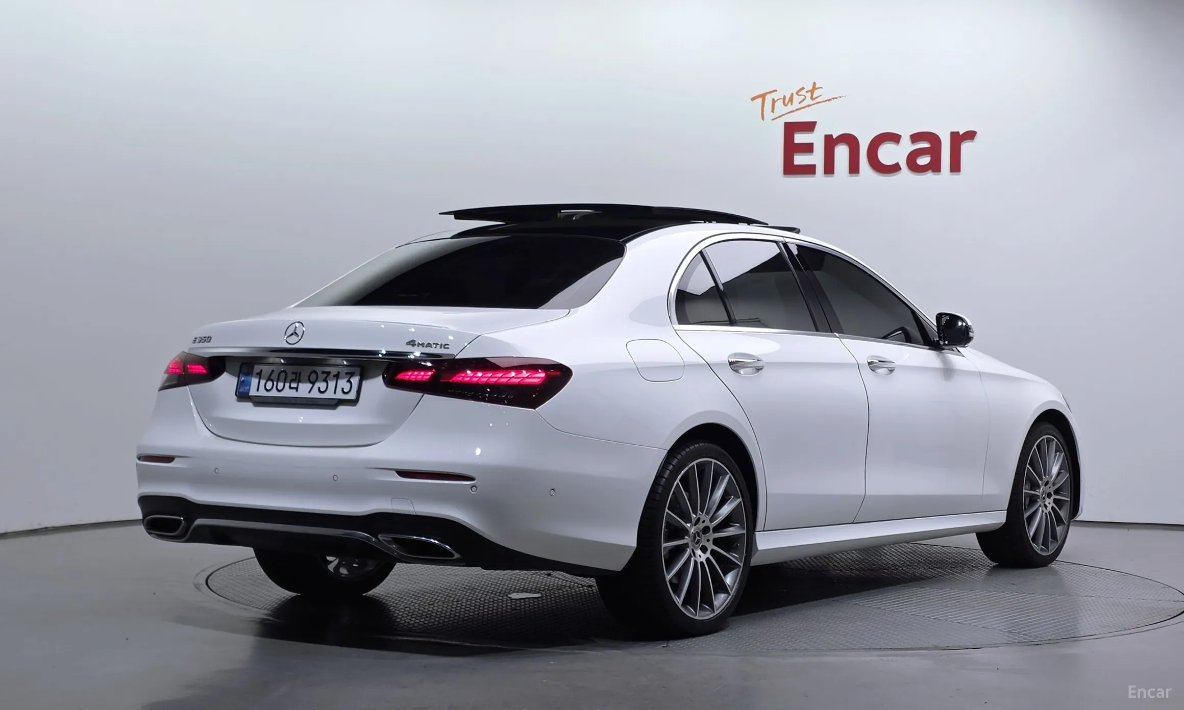 Mercedes Benz E-Class W213