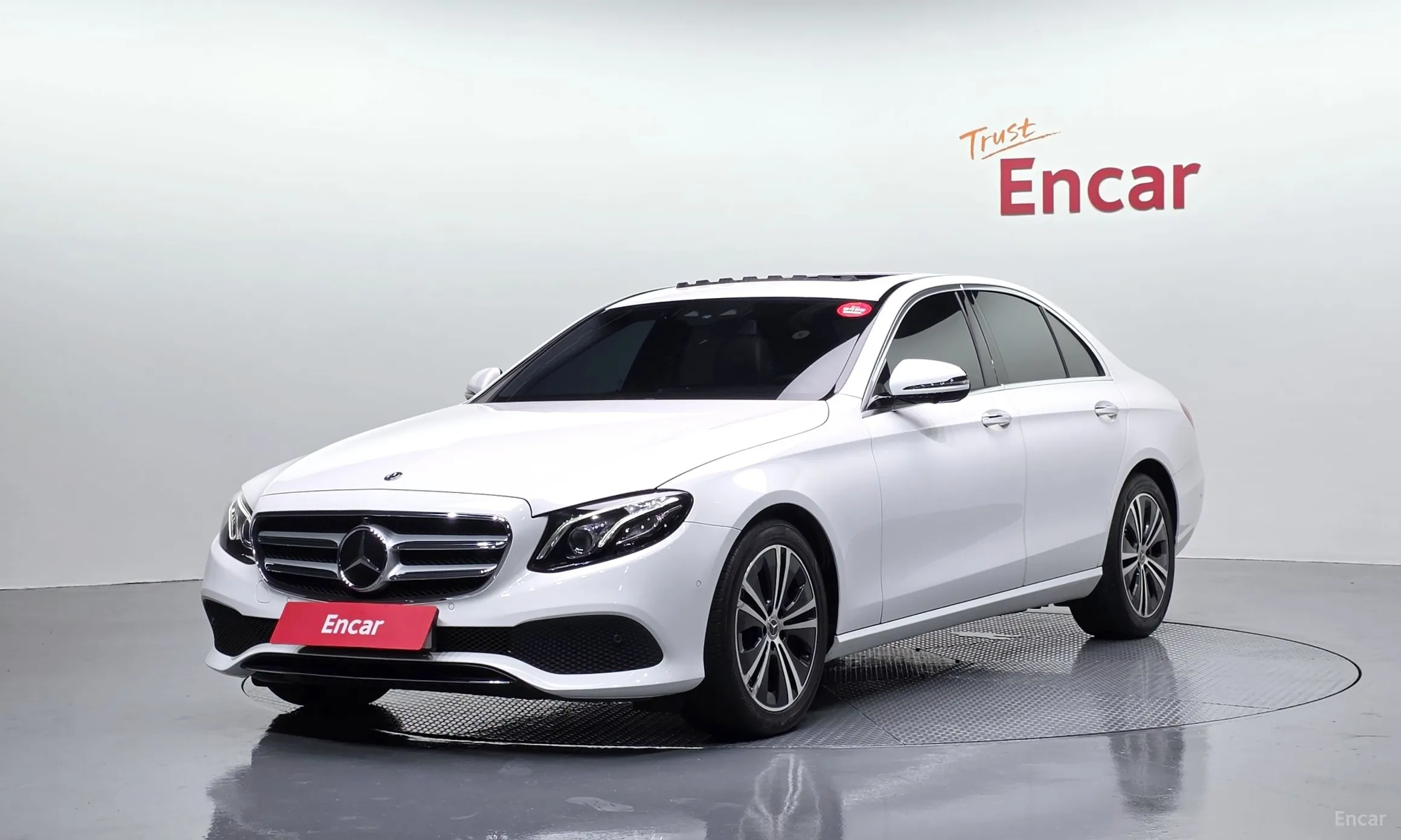 Mercedes Benz E-Class W213