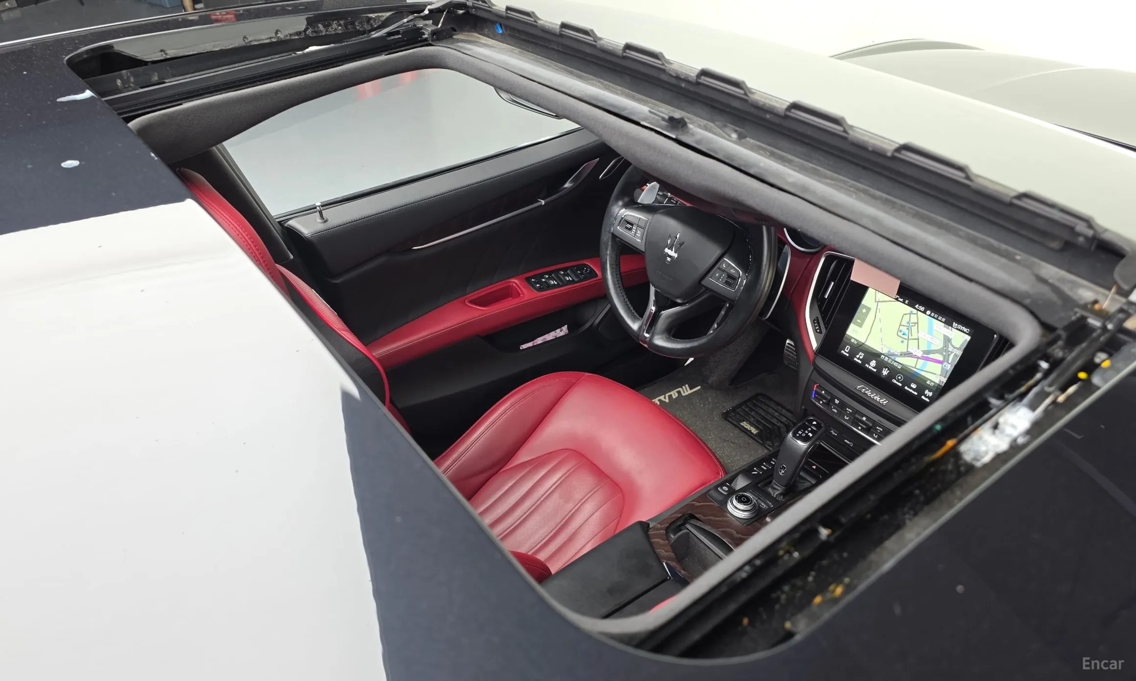 Maserati Ghibli превью 19