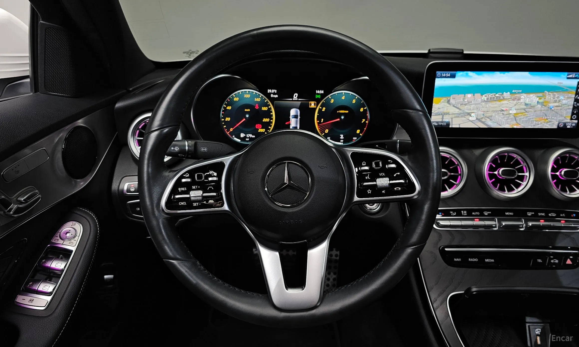 Mercedes Benz C-Class W205 превью 13