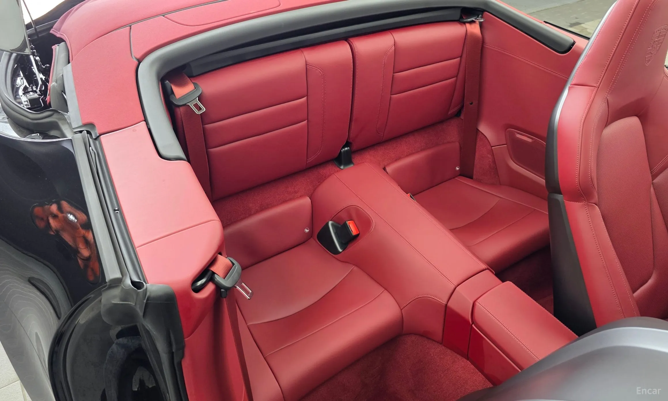 Porsche 911 (992) превью 11