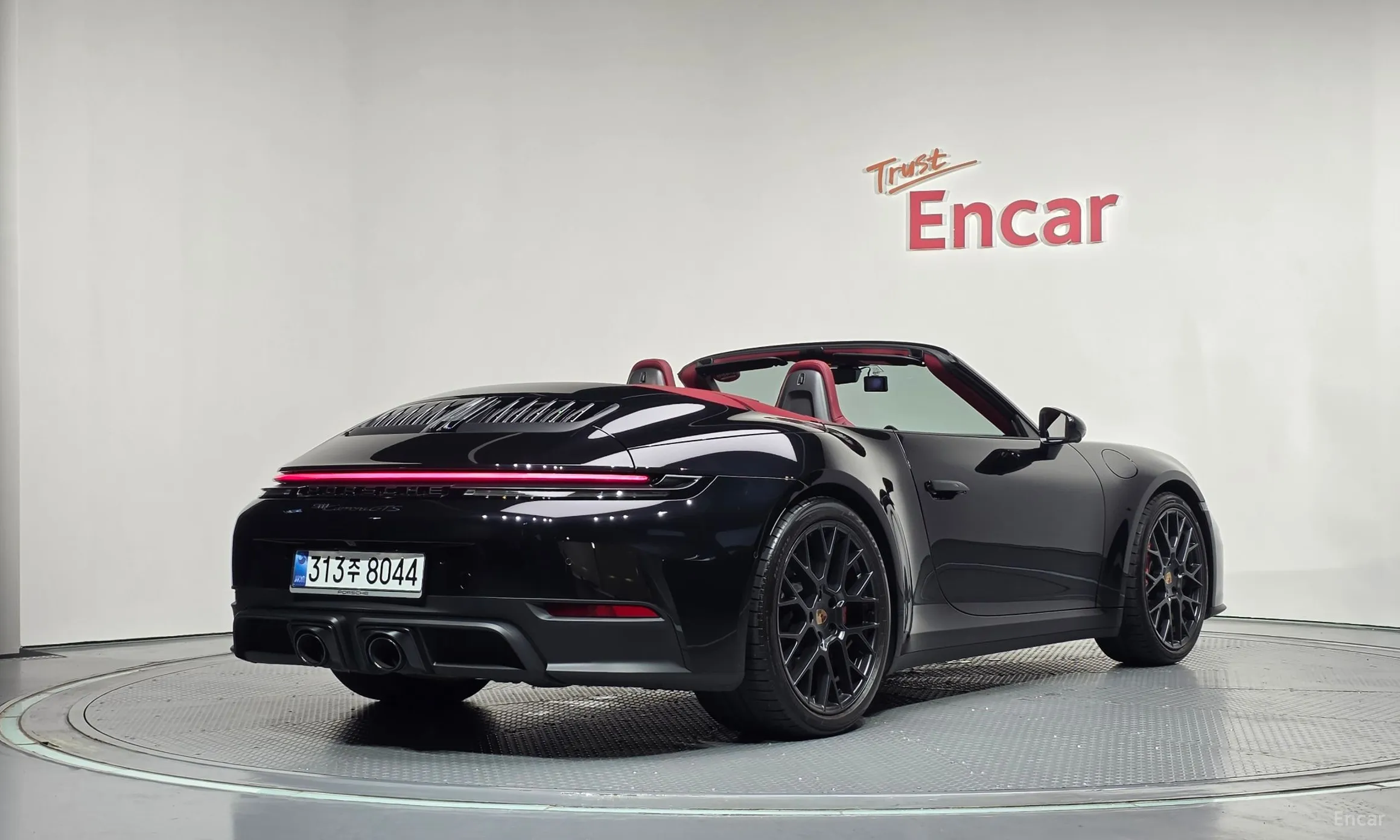 Porsche 911 (992)