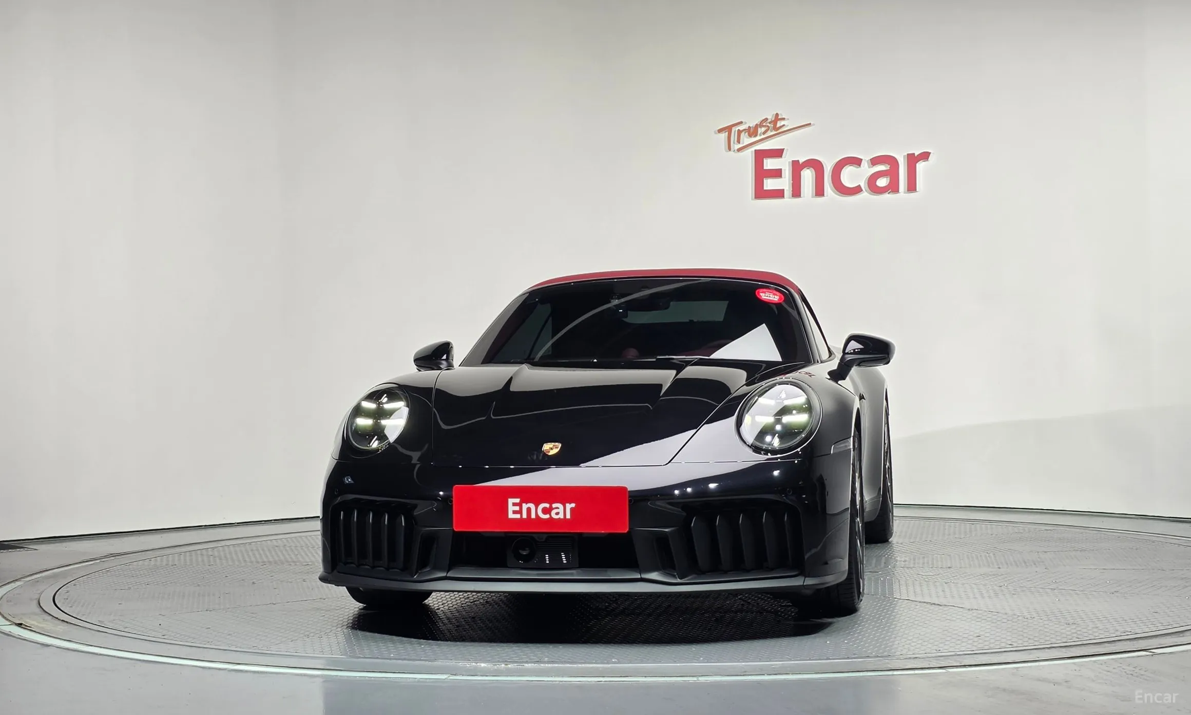Porsche 911 (992) превью 3