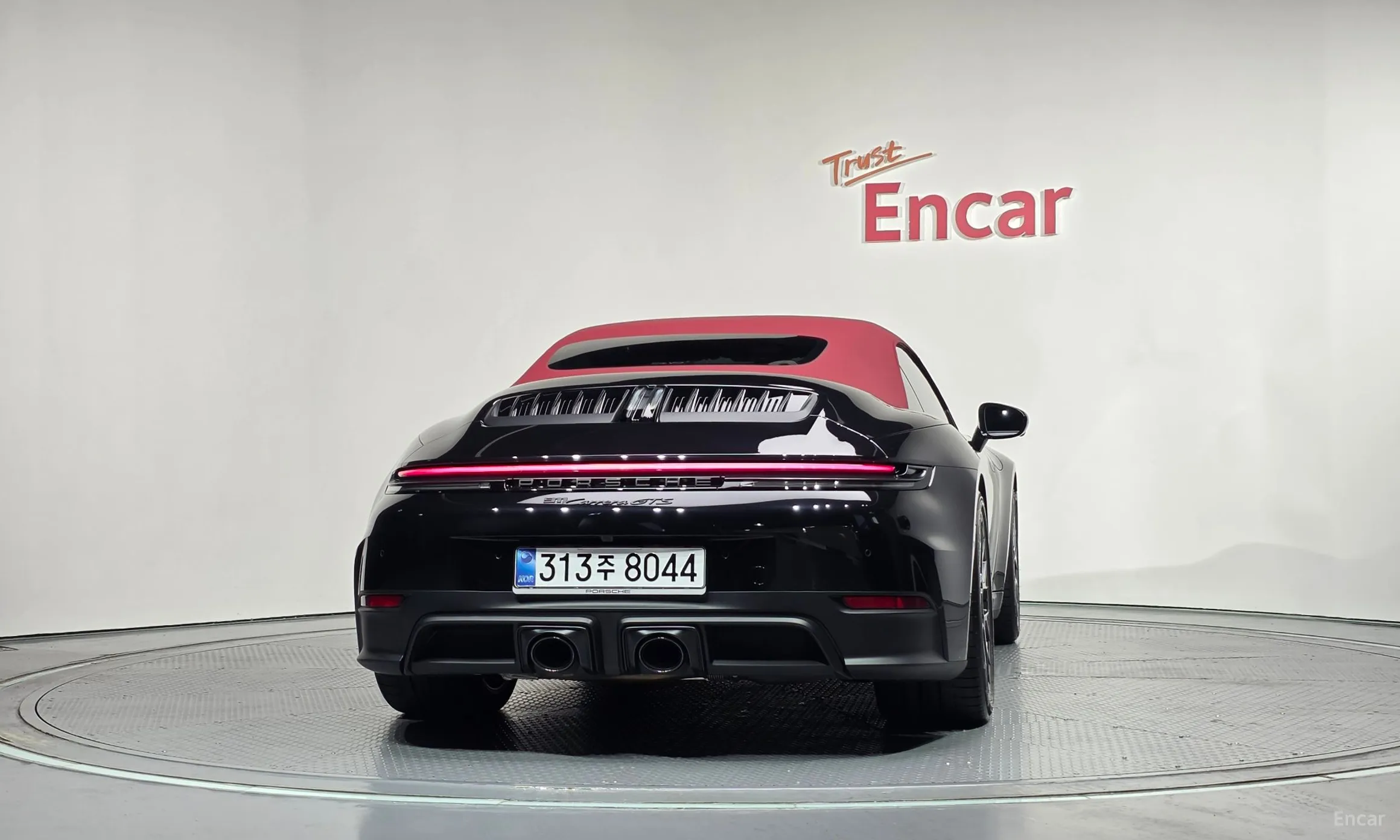 Porsche 911 (992) превью 4