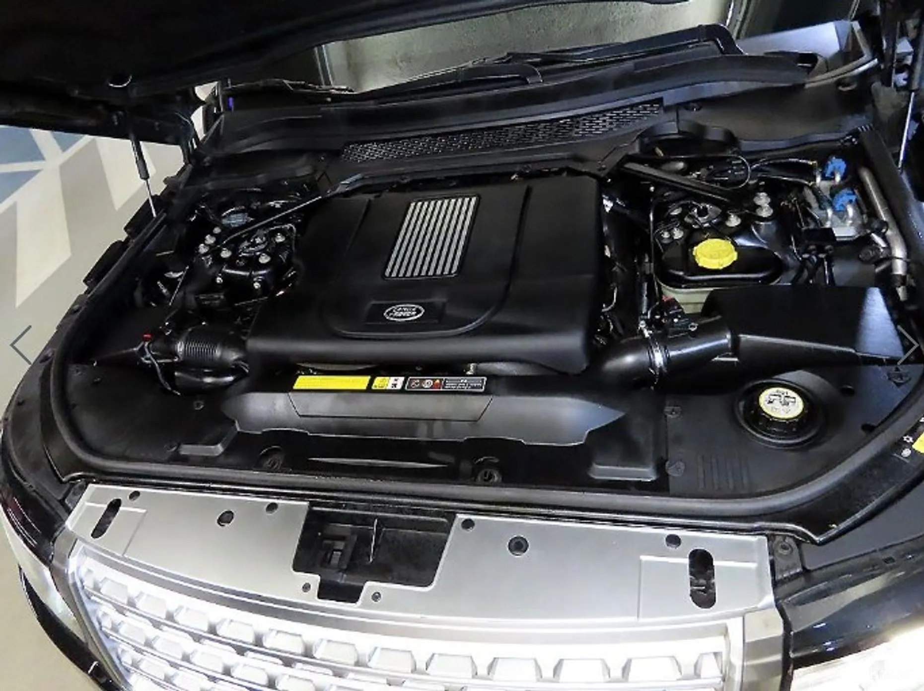 Land Rover Range Rover 4th Generation превью 19