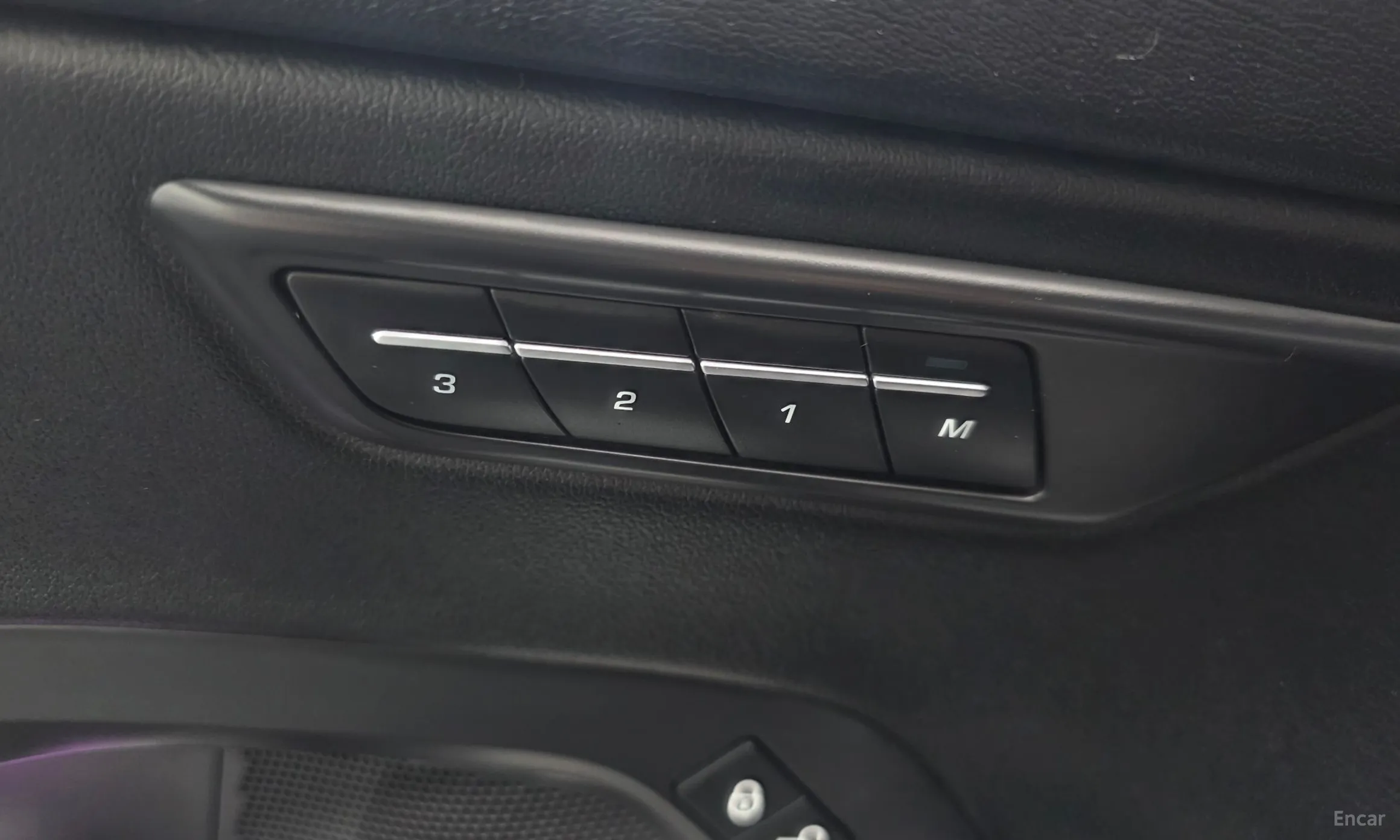 Jaguar E-PACE превью 18