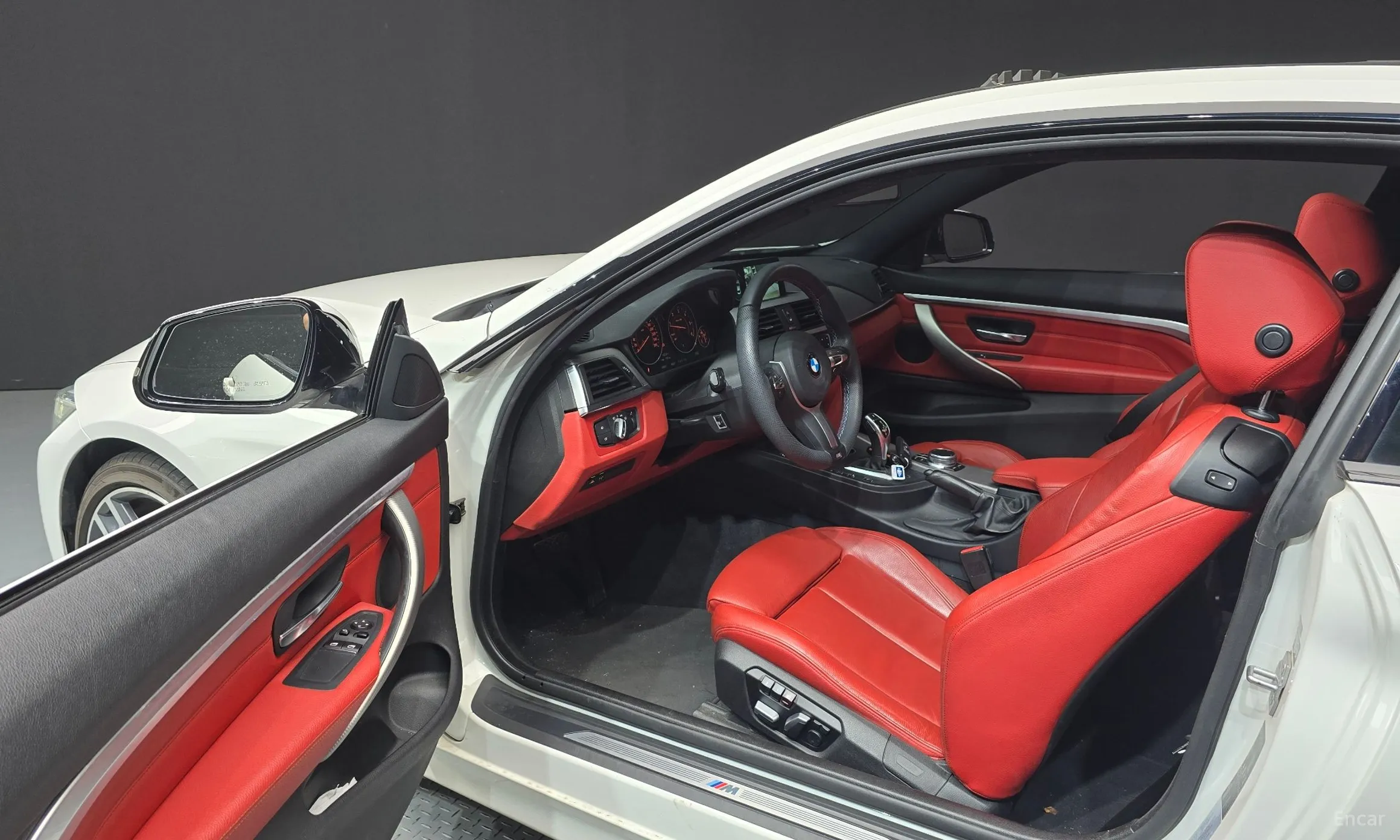 BMW Series 4 (F32) превью 10