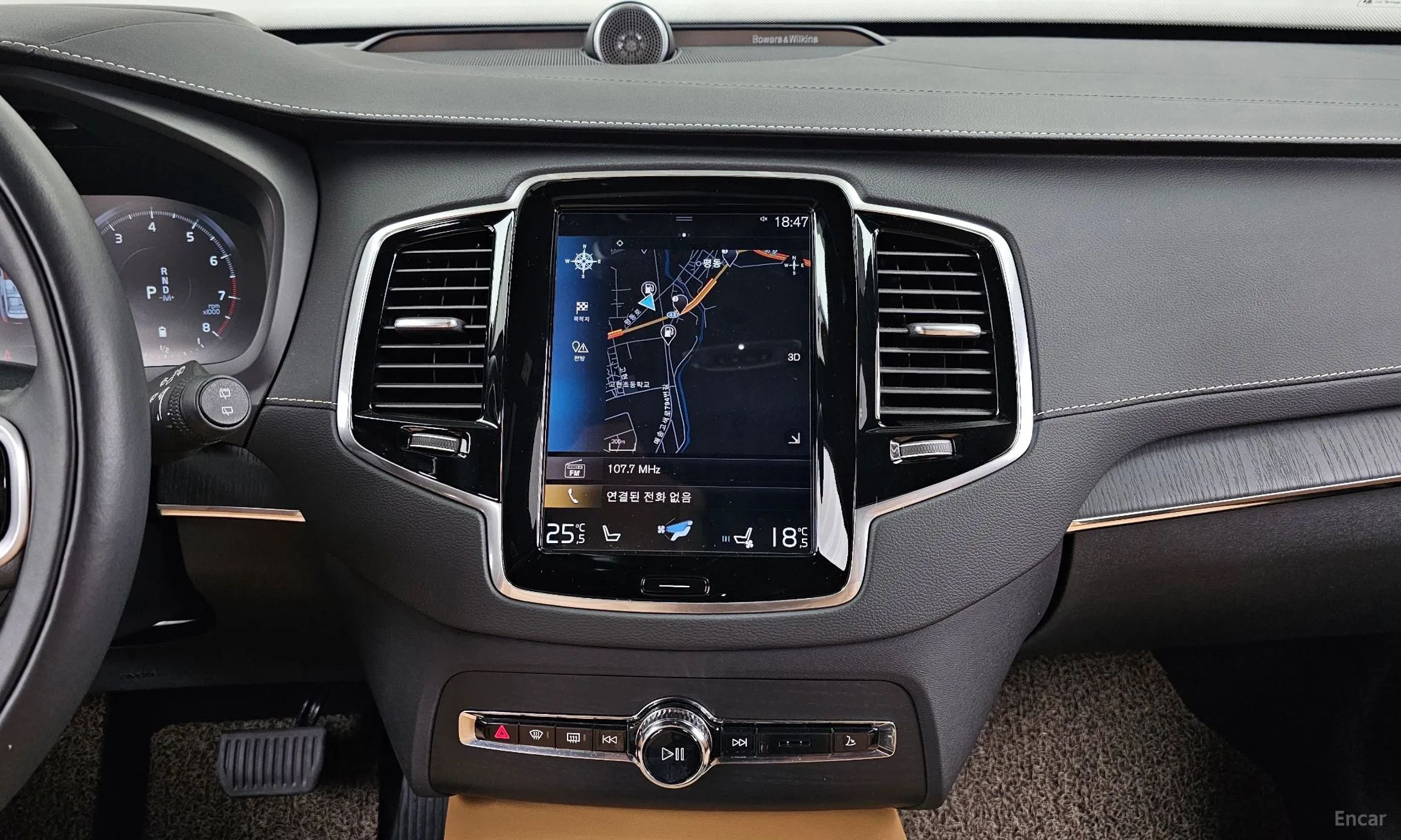 Volvo XC90 Gen 2 превью 14
