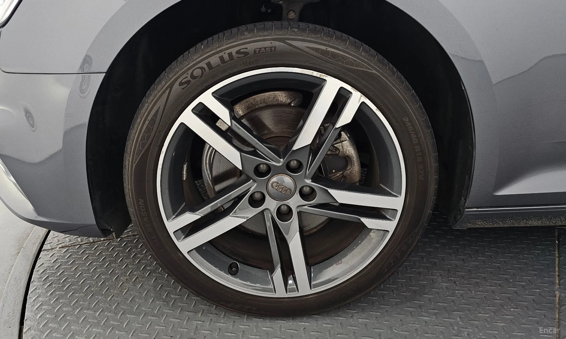 Audi A4 (B9) превью 5