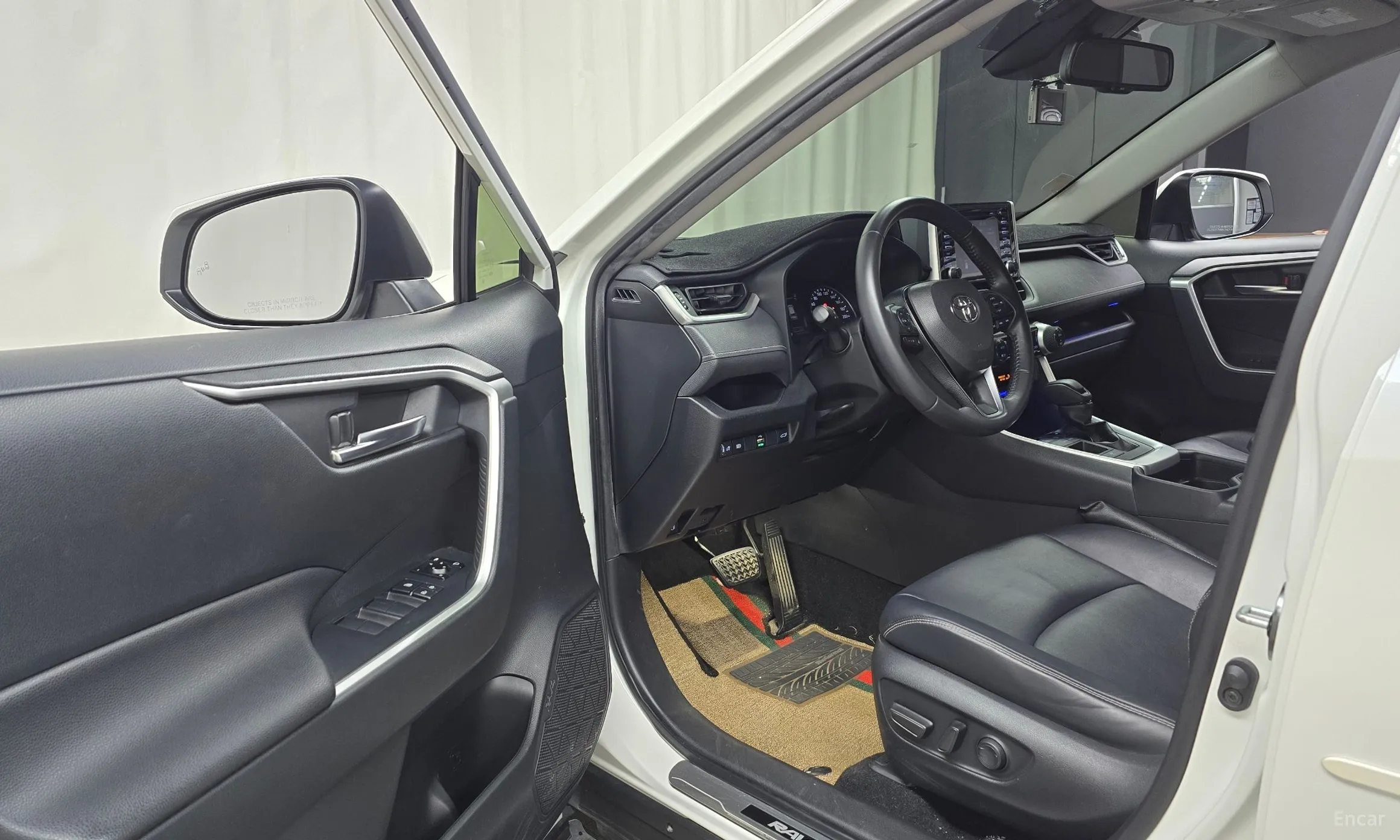 Toyota RAV4 5th Generation превью 10