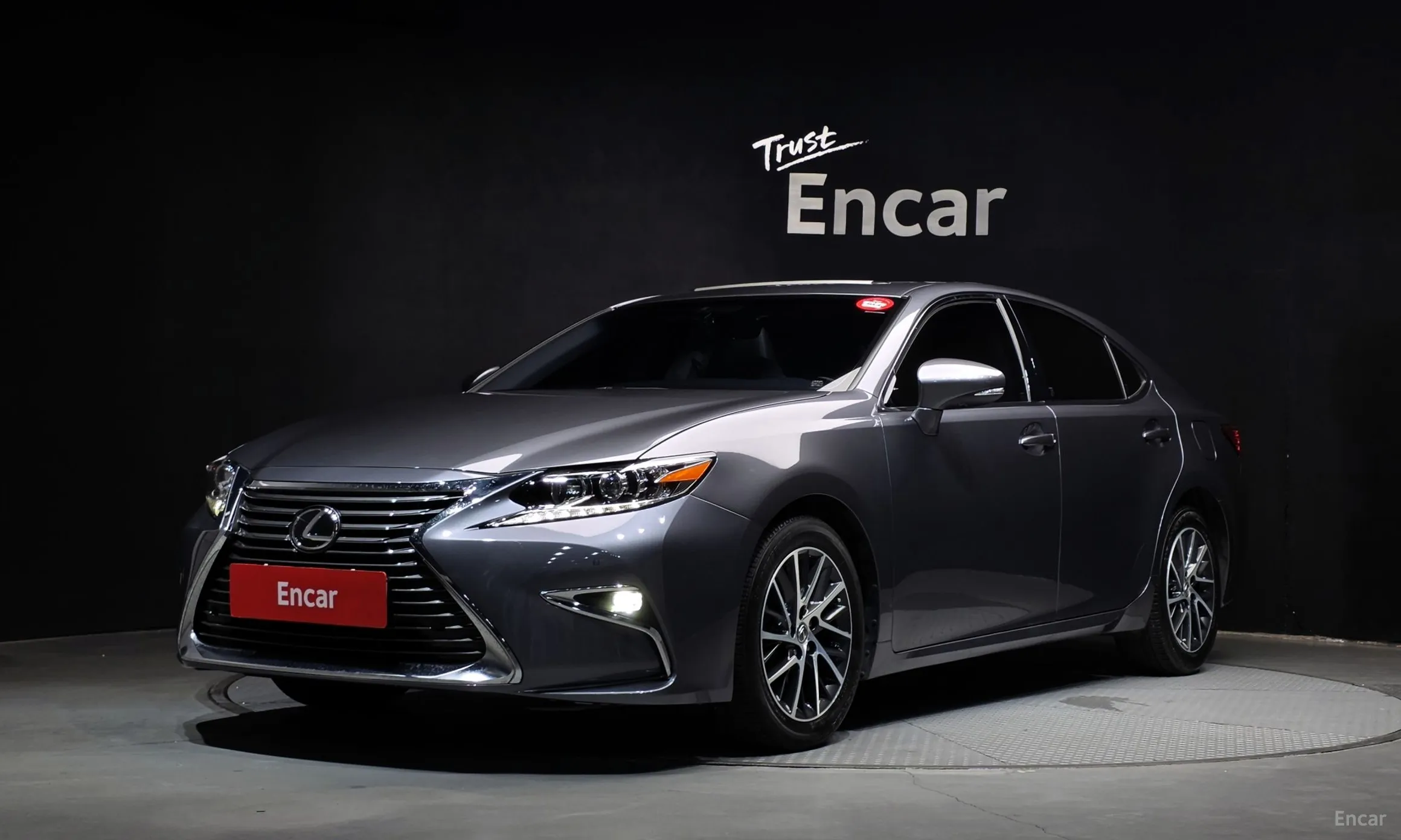 Lexus New ES350