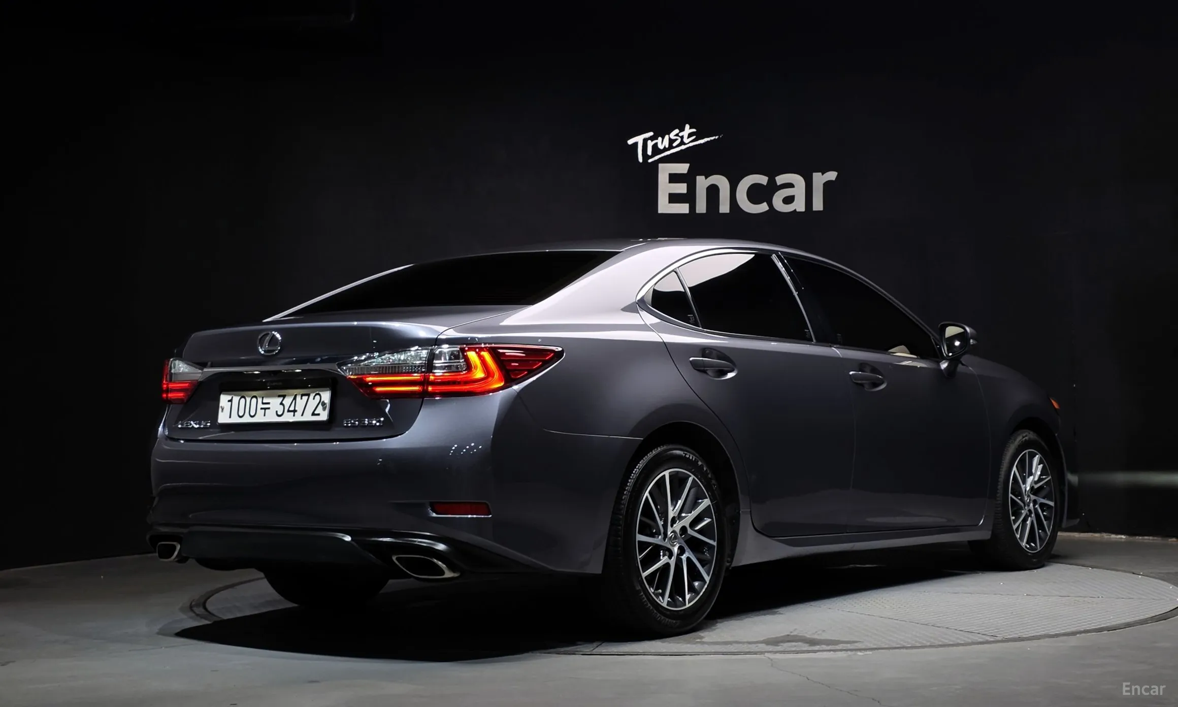 Lexus New ES350