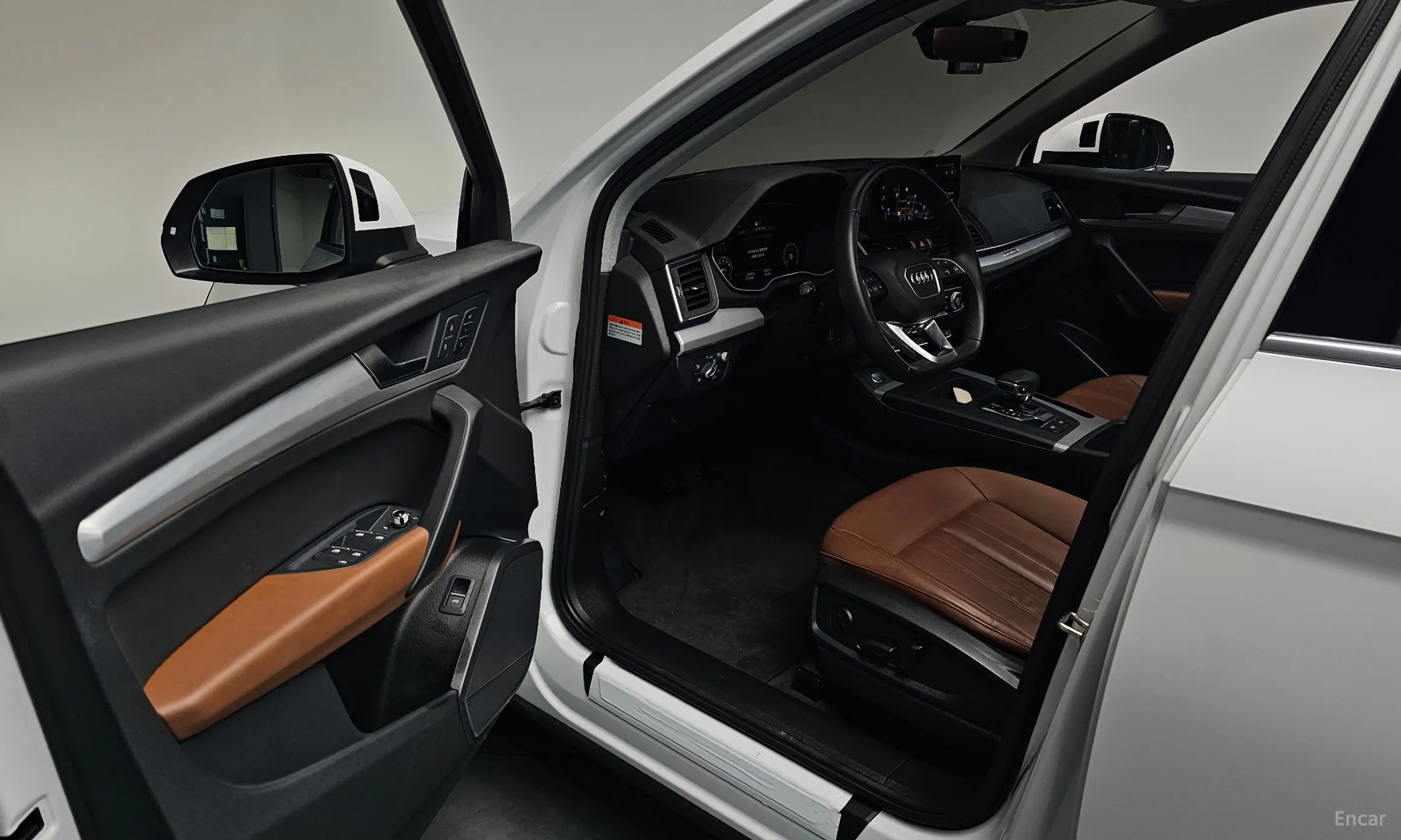 Audi Q5 (FY) превью 10