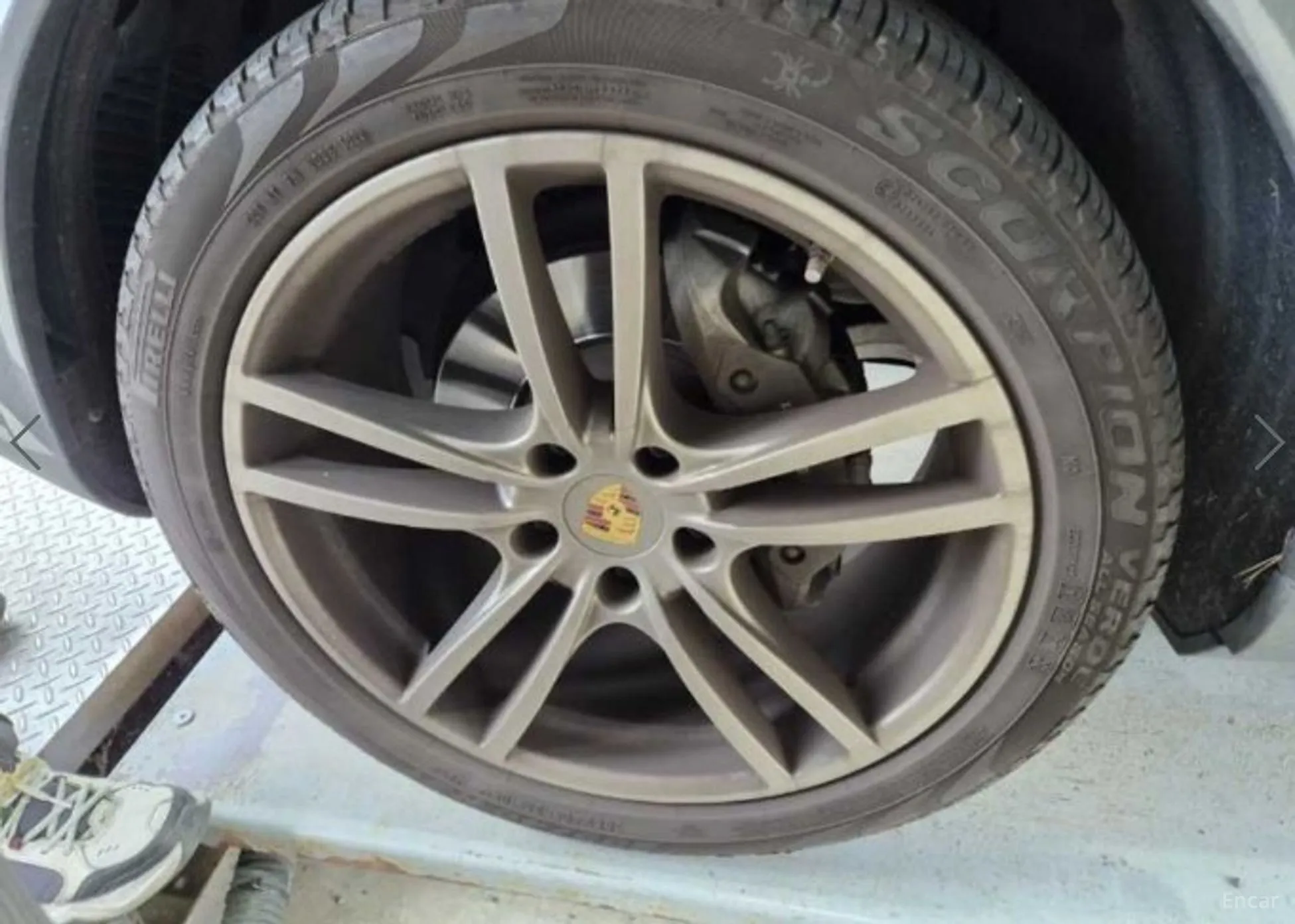 Porsche Cayenne (PO536) превью 19