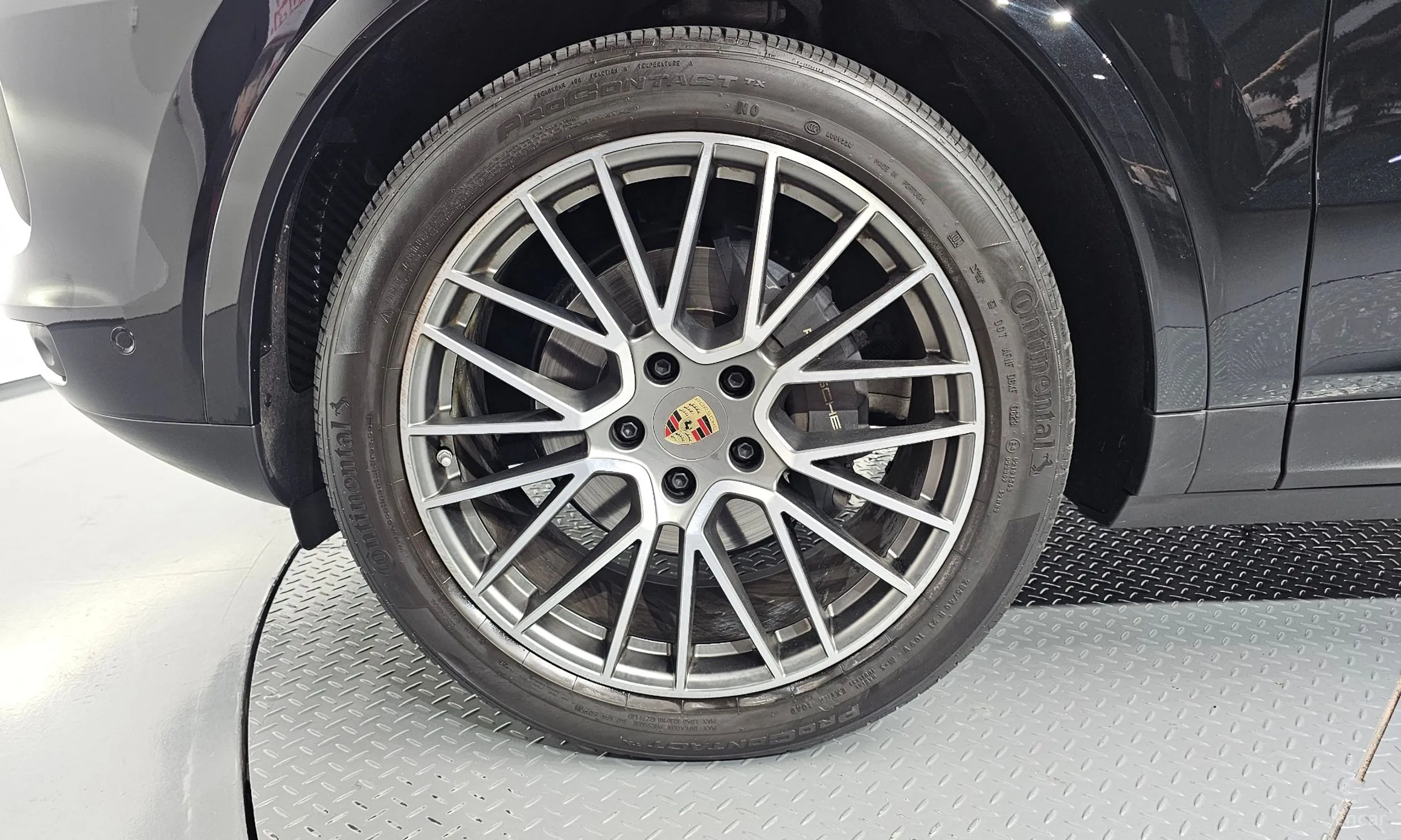Porsche Cayenne (PO536) превью 5