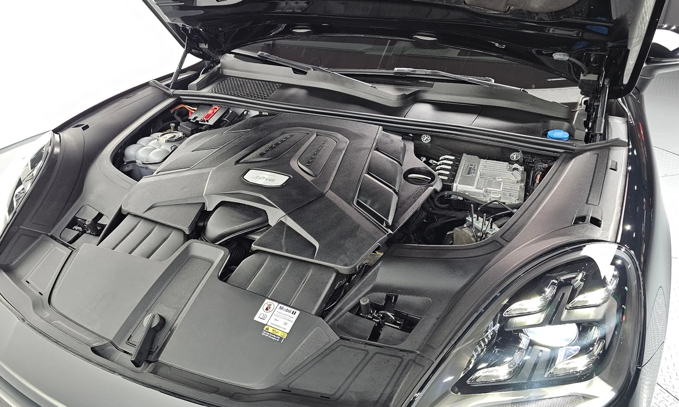 Porsche Cayenne (PO536) превью 6