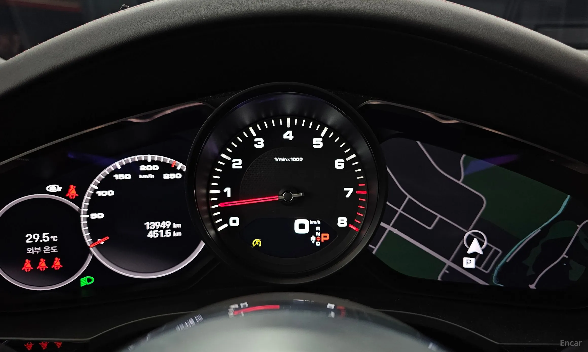 Porsche Cayenne (PO536) превью 8