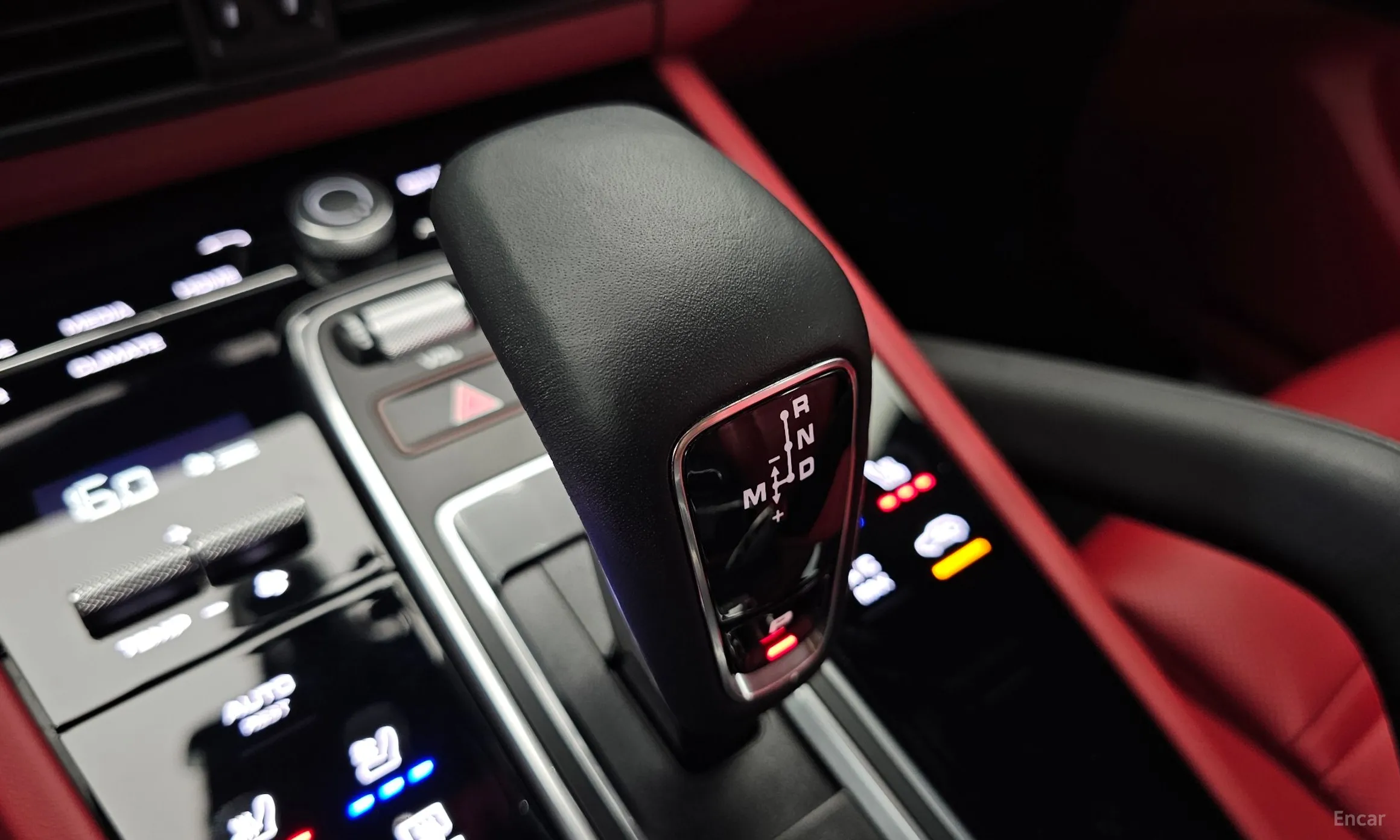 Porsche Cayenne (PO536) превью 9