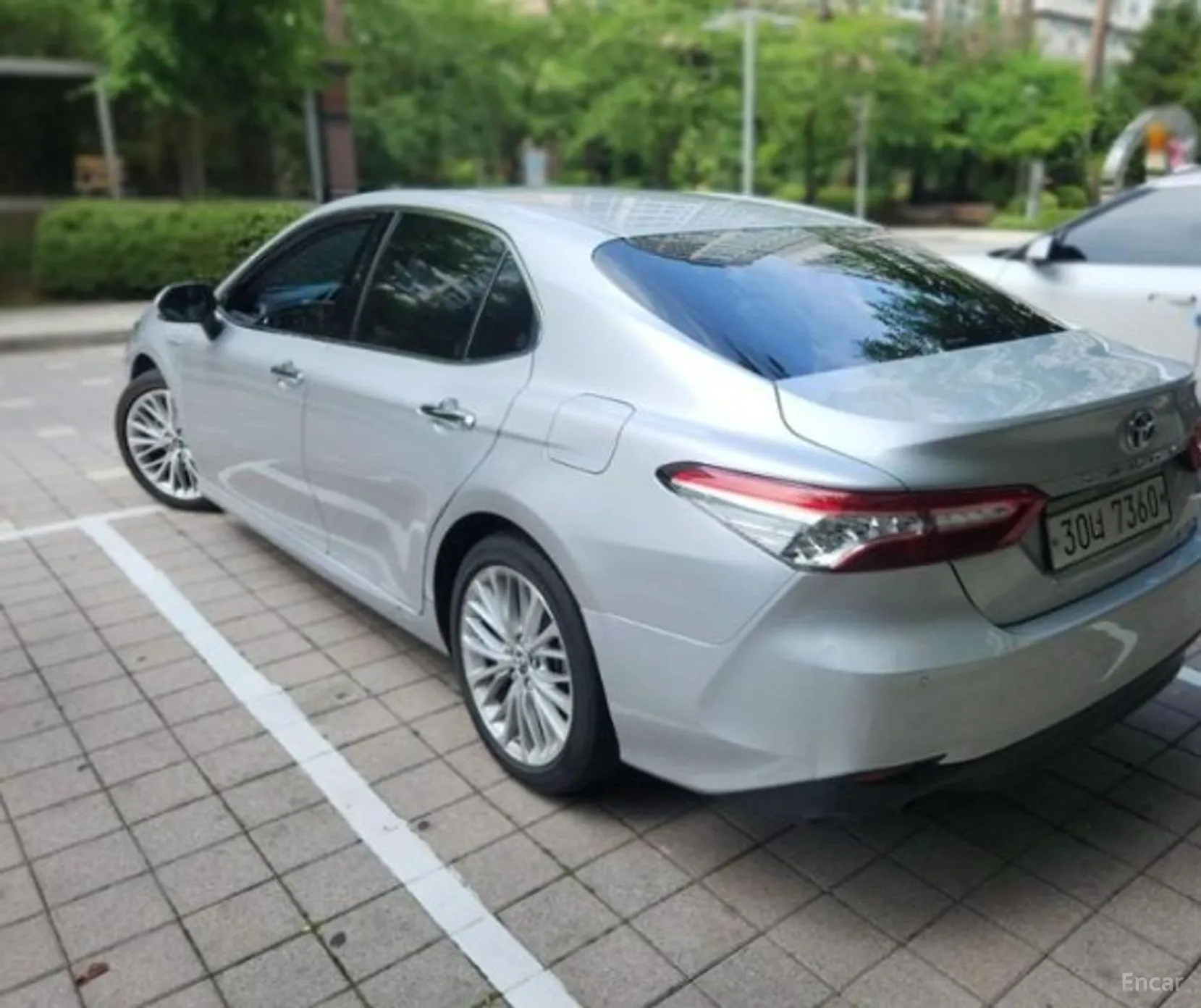 Toyota Camry (XV70) превью 3