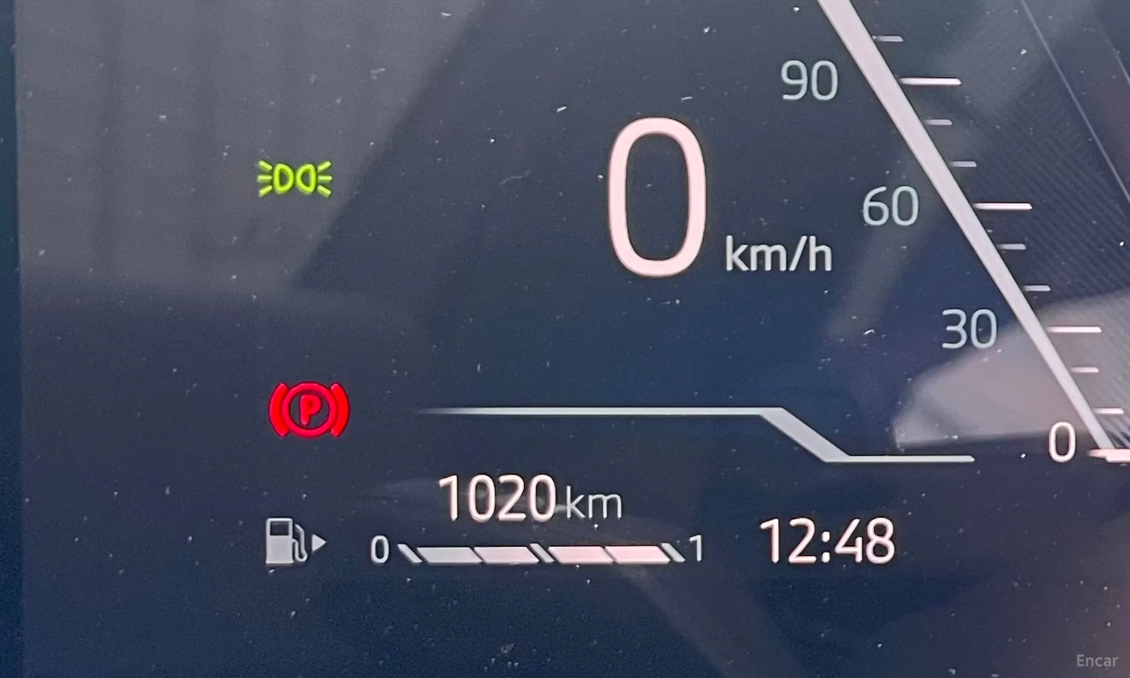 BMW 5 Series (G60) превью 15