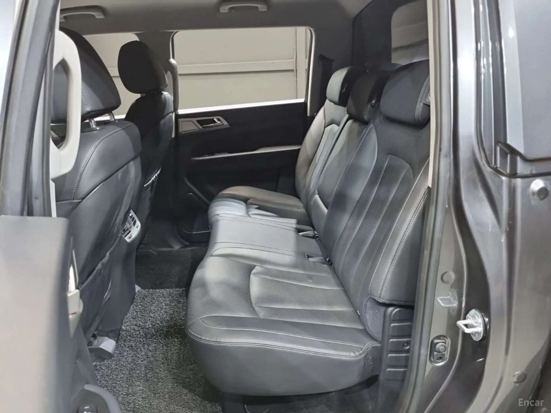 KG Mobility (SsangYong) Rexton Sports превью 10